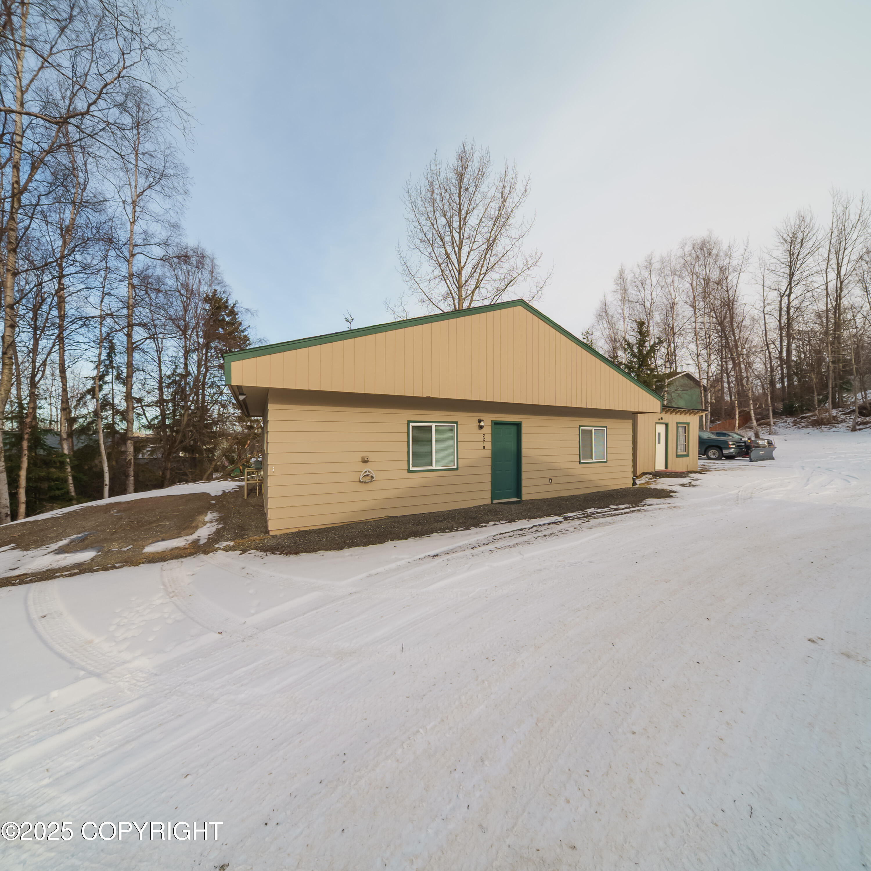 221 S Creekside Street, Anchorage, Texas image 34