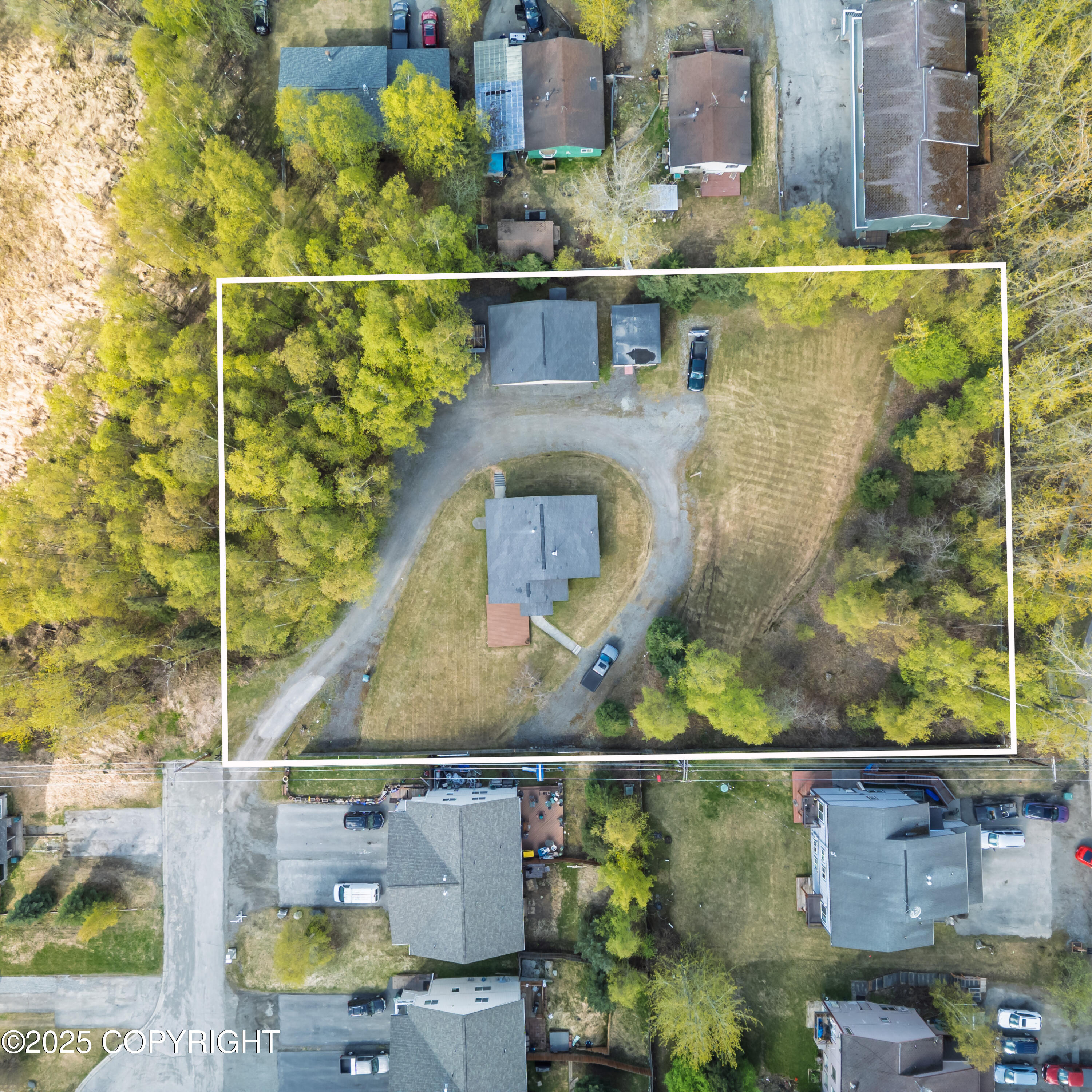 221 S Creekside Street, Anchorage, Texas image 2