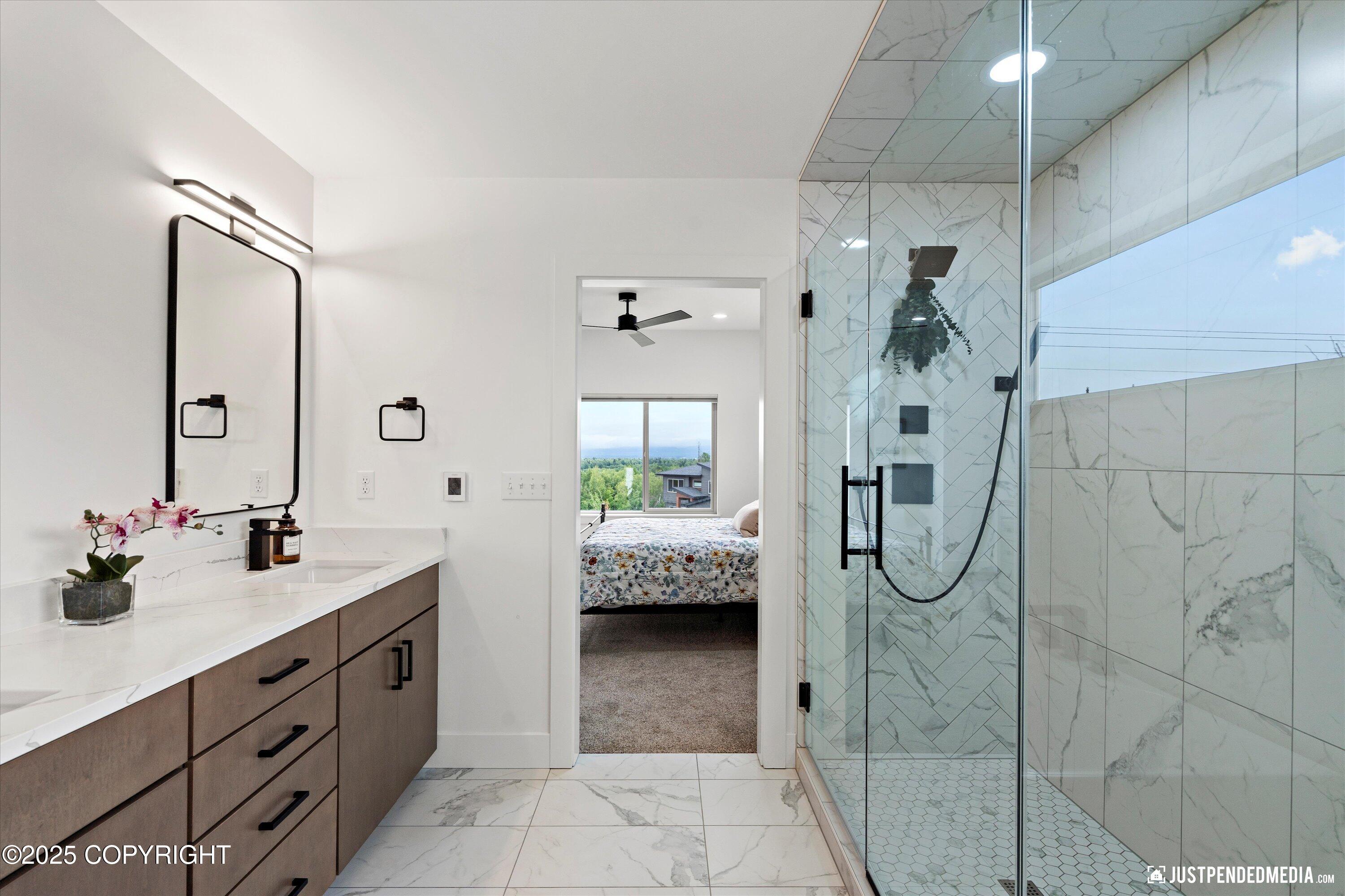 Anchorage, Alaska 99502, United States, 4 Bedrooms Bedrooms, ,3 BathroomsBathrooms,Residential,Pending,161046