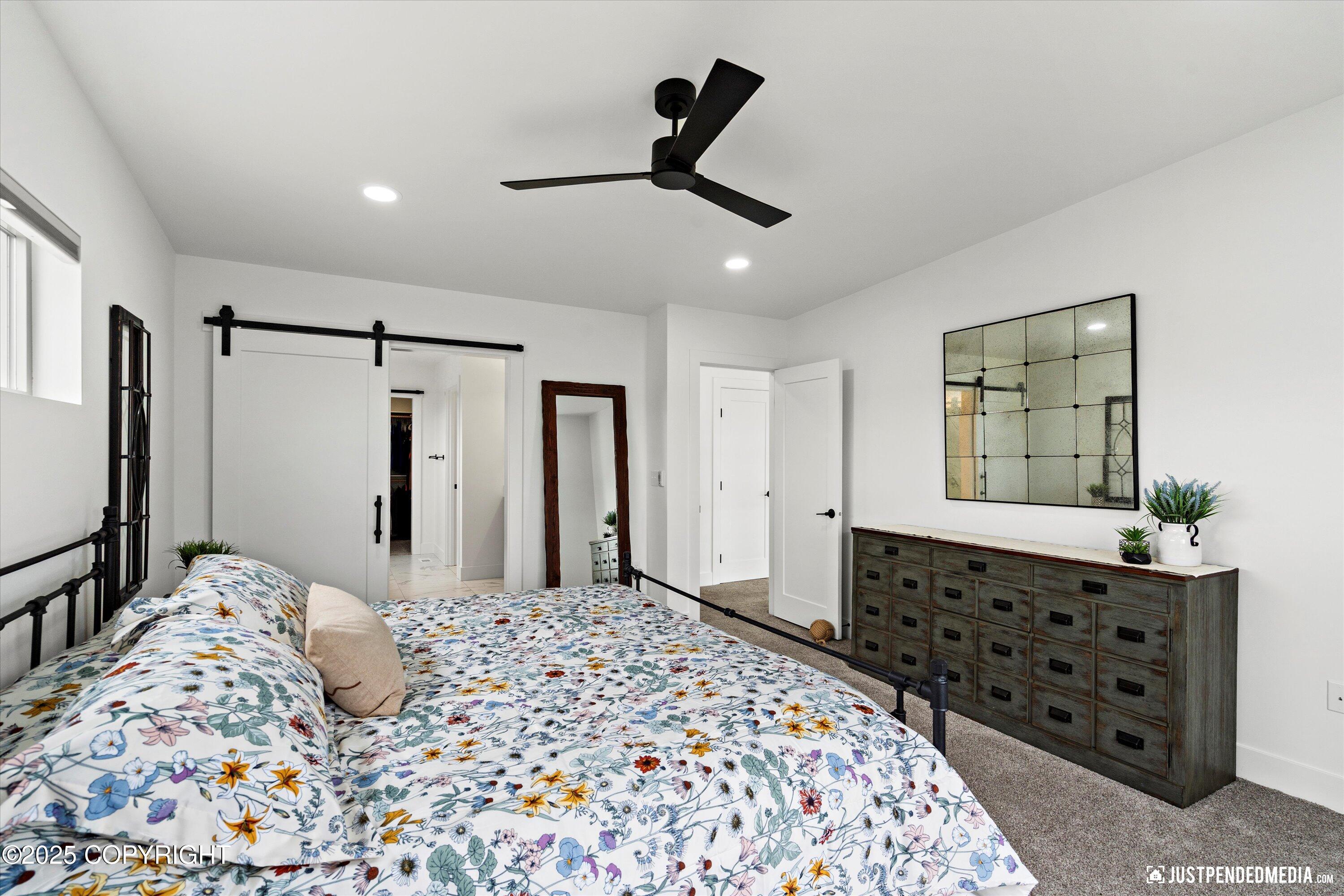 Anchorage, Alaska 99502, United States, 4 Bedrooms Bedrooms, ,3 BathroomsBathrooms,Residential,Pending,161046