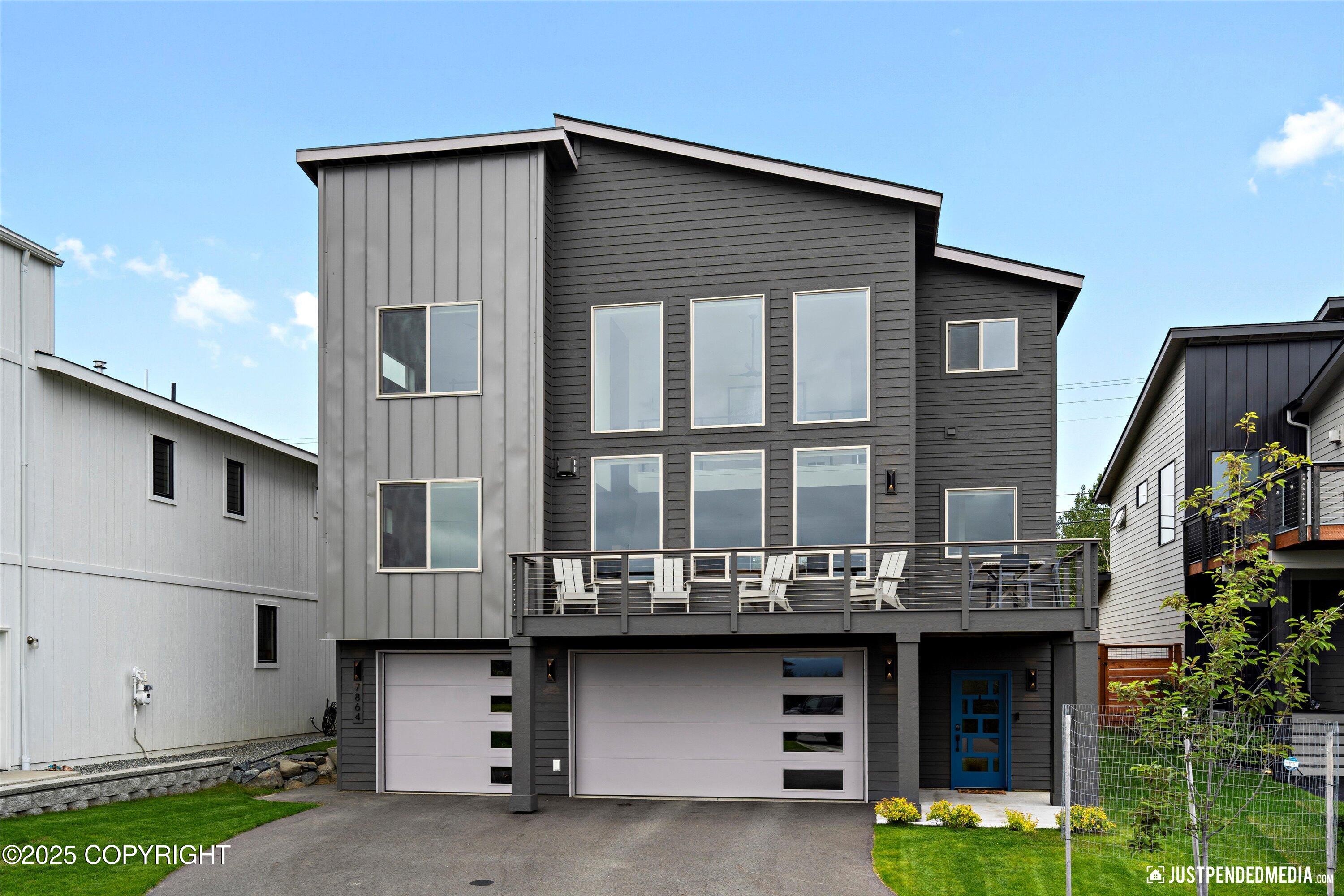 Anchorage, Alaska 99502, United States, 4 Bedrooms Bedrooms, ,3 BathroomsBathrooms,Residential,Pending,161046
