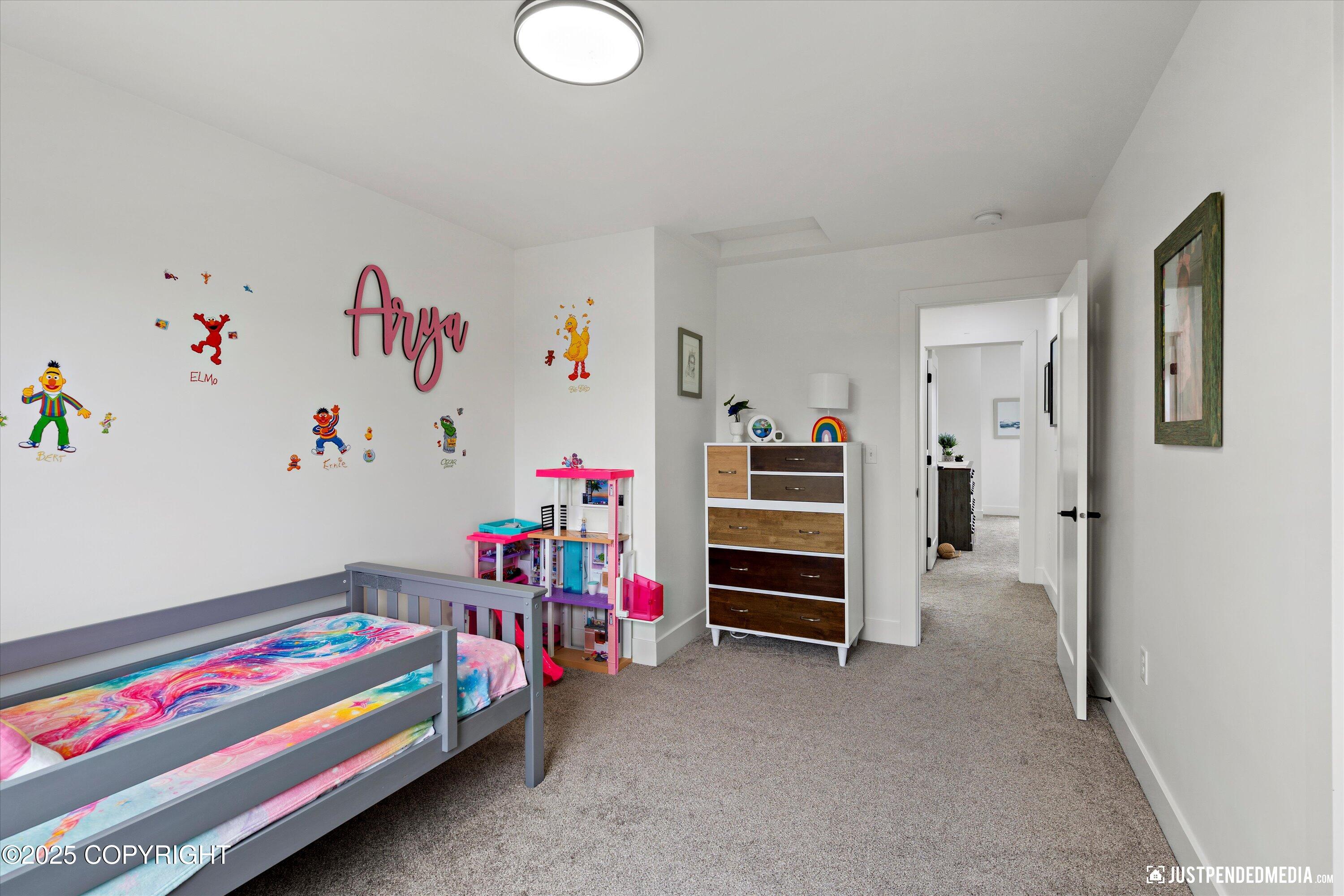 Anchorage, Alaska 99502, United States, 4 Bedrooms Bedrooms, ,3 BathroomsBathrooms,Residential,Pending,161046