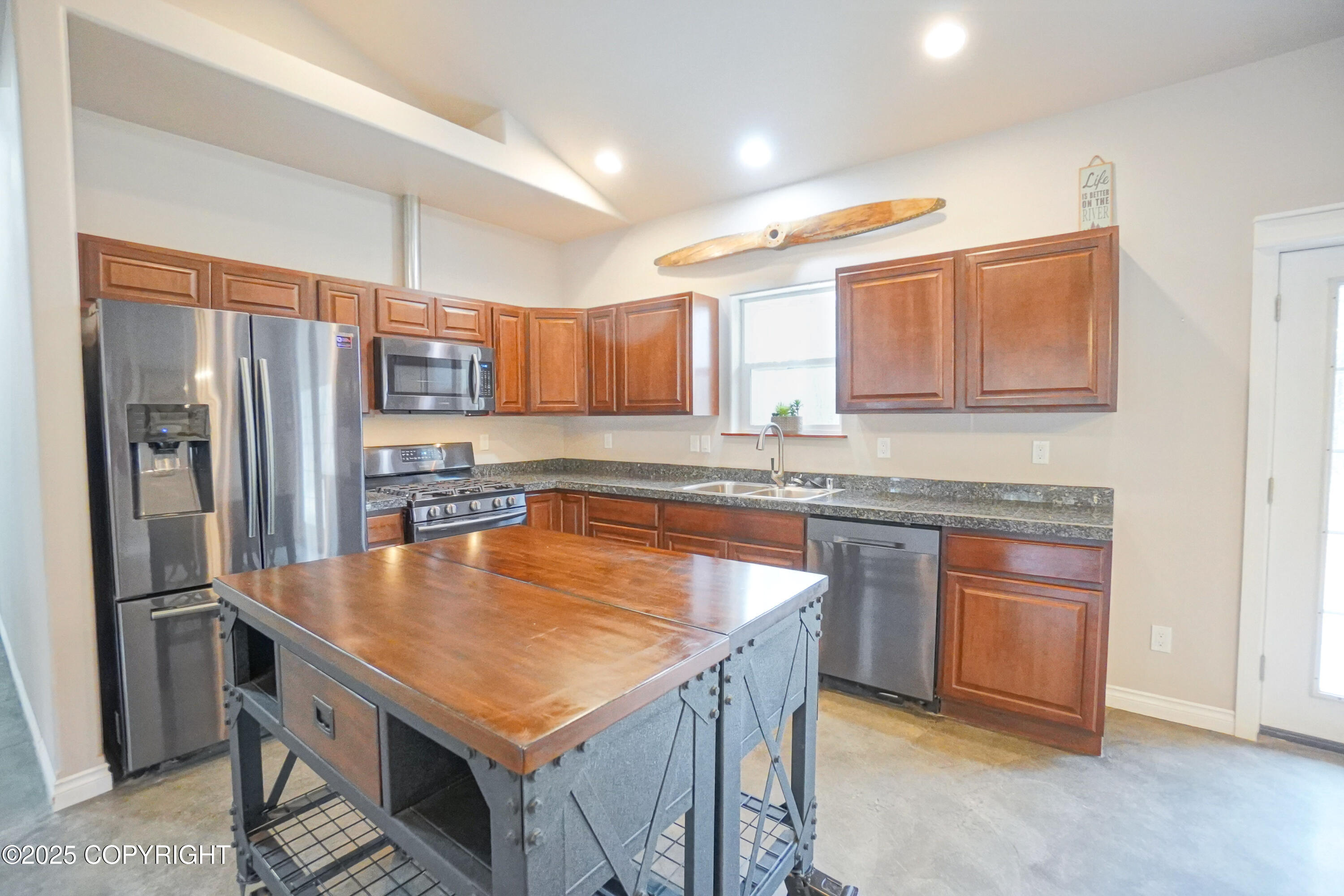 36035 Bradford Road, Sterling, Alaska image 12