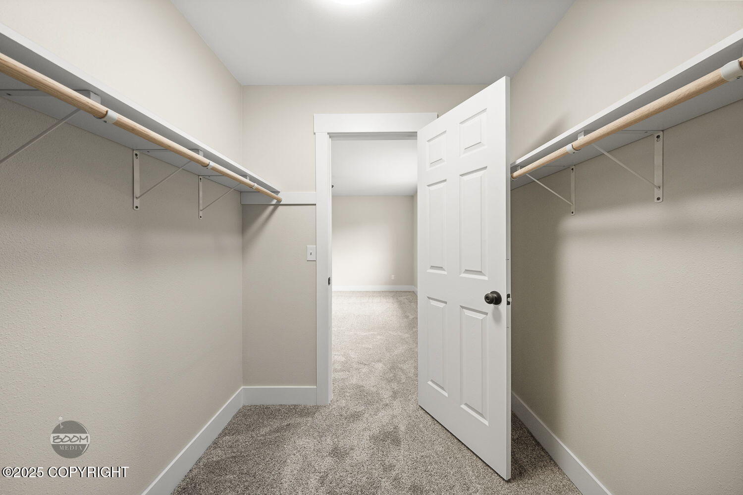 11933 Town Park Circle, Eagle River, Alaska image 21