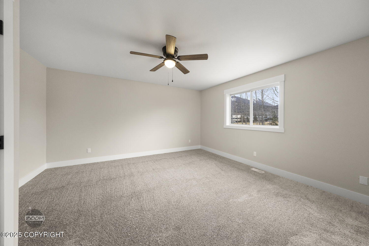 11933 Town Park Circle, Eagle River, Alaska image 15