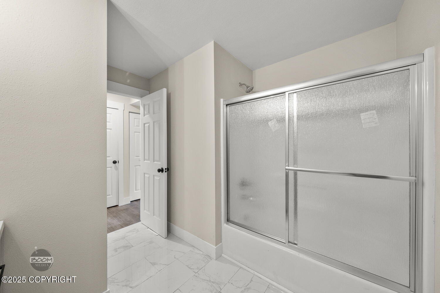 11933 Town Park Circle, Eagle River, Alaska image 35