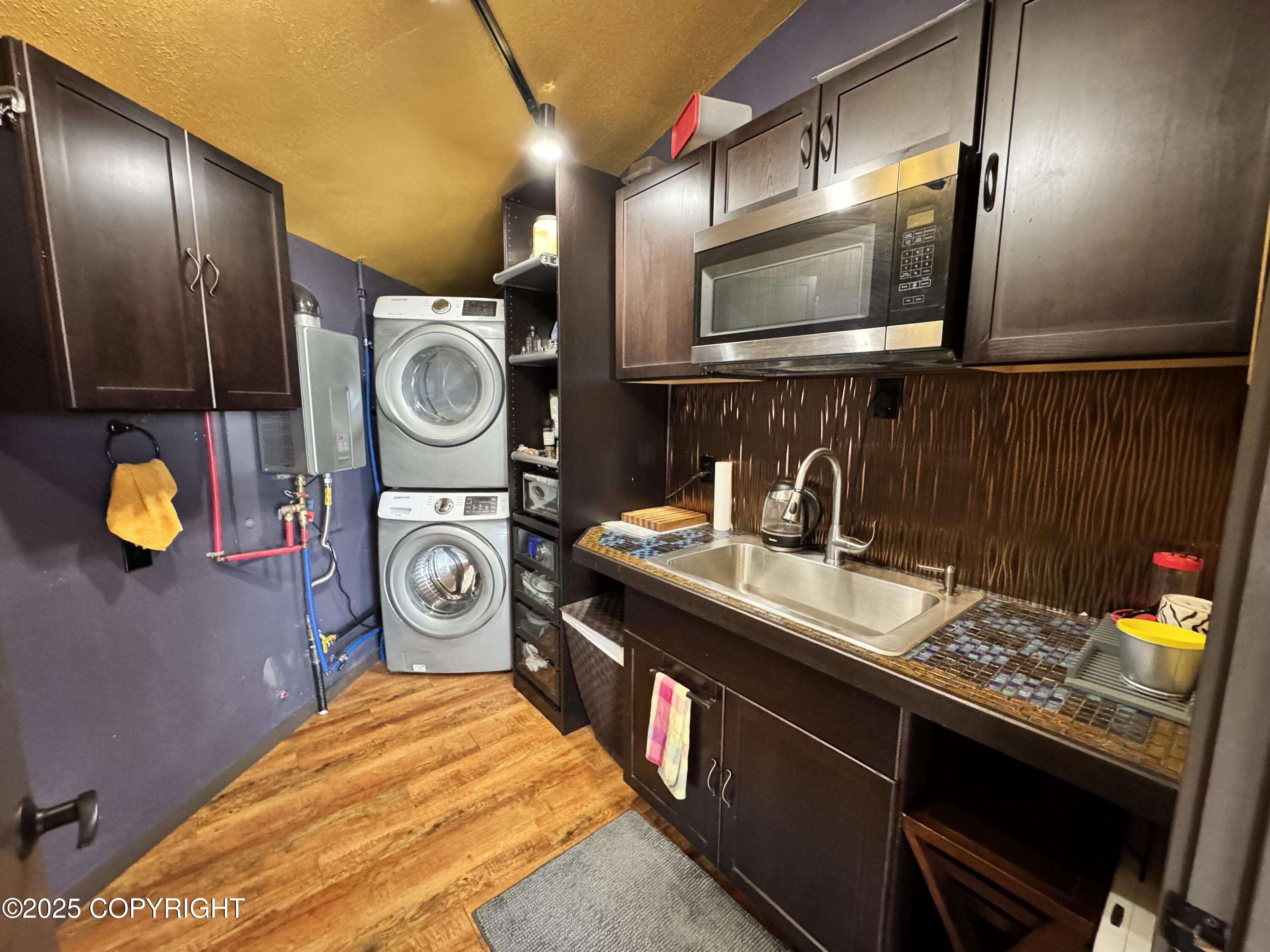 Homer, Alaska 99603, United States, 3 Bedrooms Bedrooms, ,3 BathroomsBathrooms,Residential,Active,165651