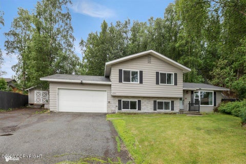 Homes For Sale - 5904 Prosperity Drive<br/> Anchorage, AK 99504