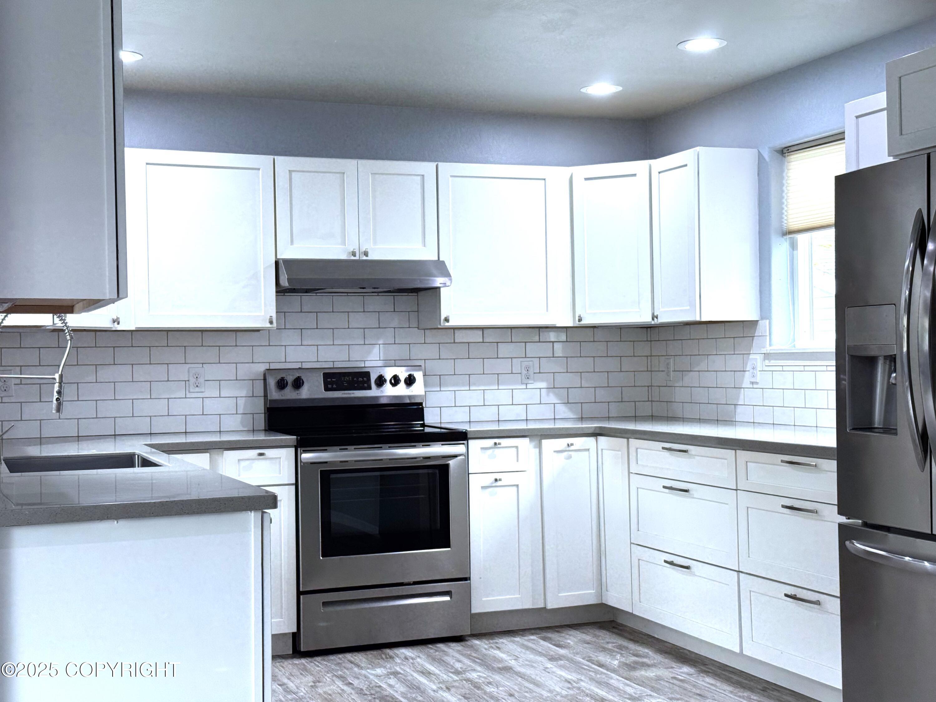 2321 Selief Lane, Kodiak, Alaska image 3