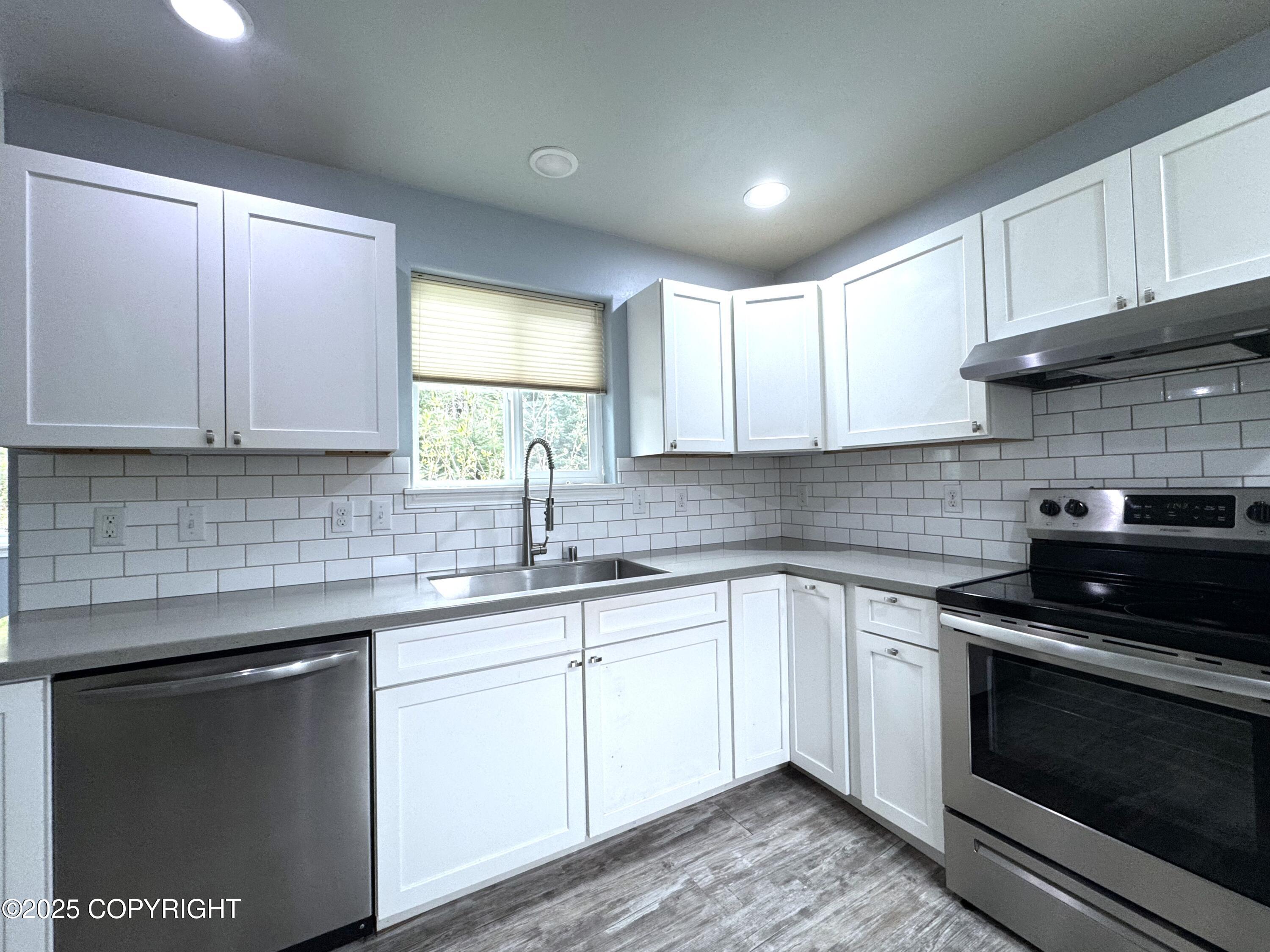 2321 Selief Lane, Kodiak, Alaska image 10
