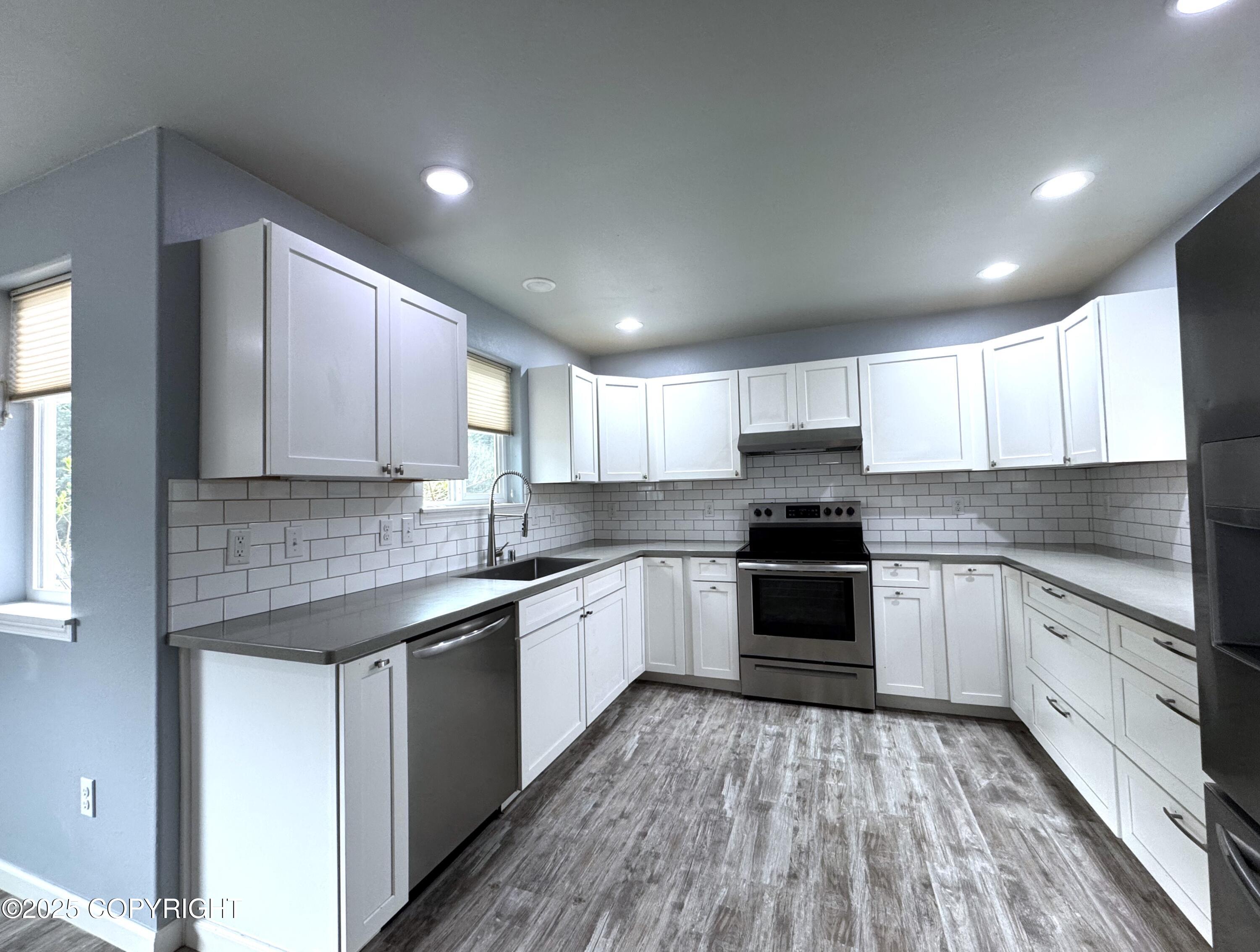 2321 Selief Lane, Kodiak, Alaska image 9