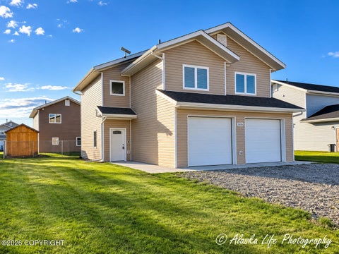 Homes For Sale - 2670 Stryker Loop<br/> North Pole, AK 99705
