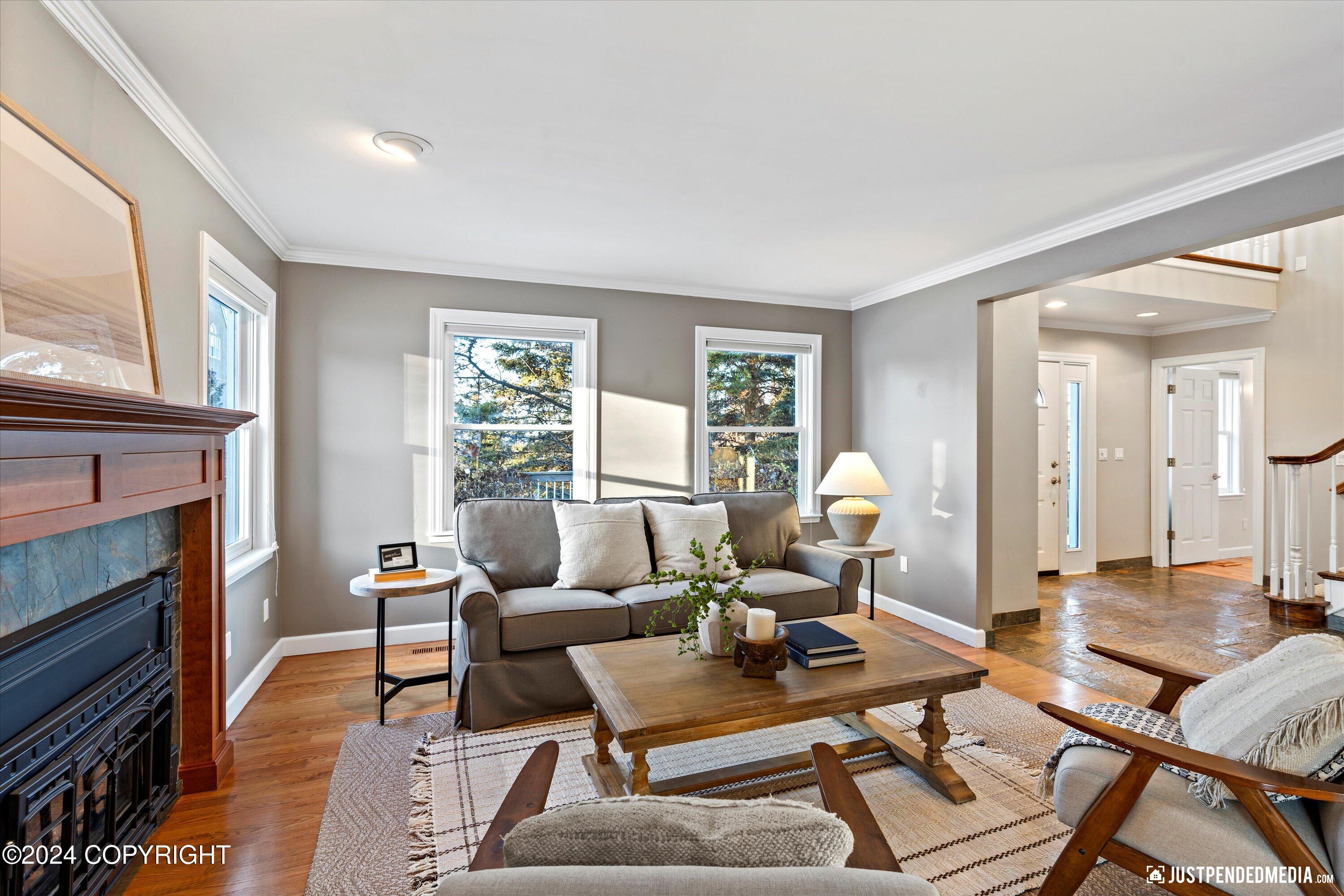 Anchorage, Alaska 99516, United States, 4 Bedrooms Bedrooms, ,3 BathroomsBathrooms,Residential,Pending,32663