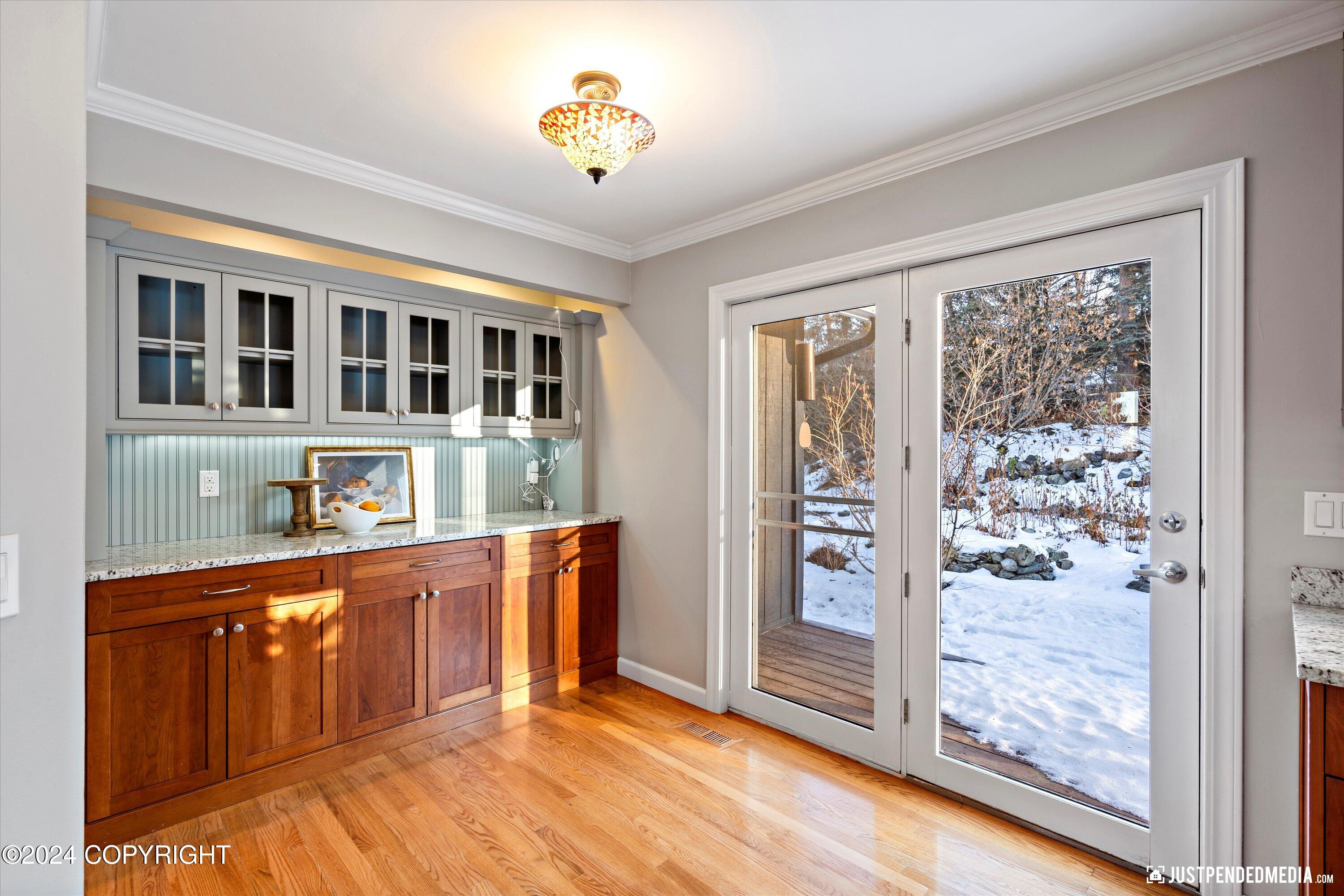 Anchorage, Alaska 99516, United States, 4 Bedrooms Bedrooms, ,3 BathroomsBathrooms,Residential,Pending,32663