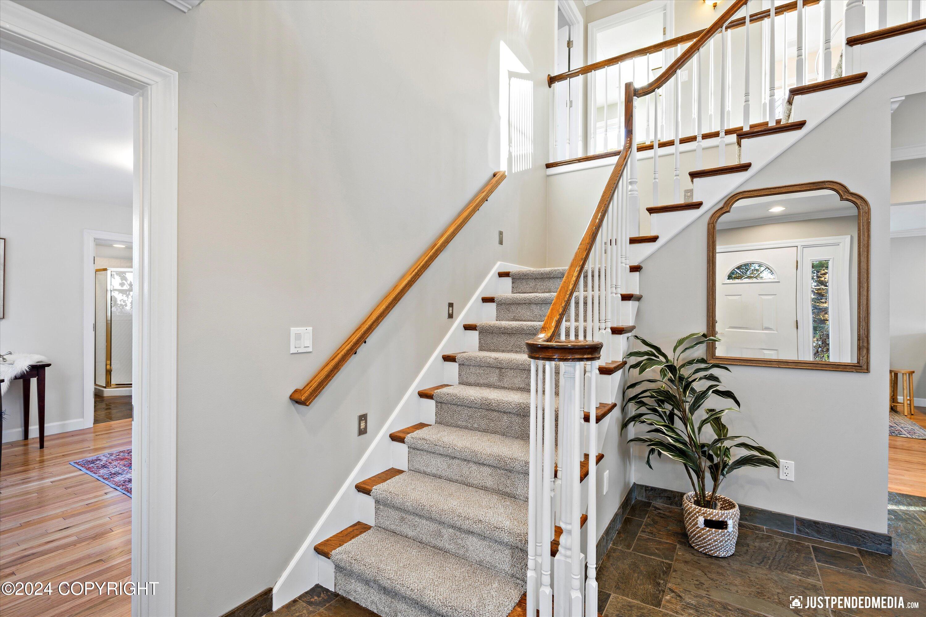 Anchorage, Alaska 99516, United States, 4 Bedrooms Bedrooms, ,3 BathroomsBathrooms,Residential,Pending,32663