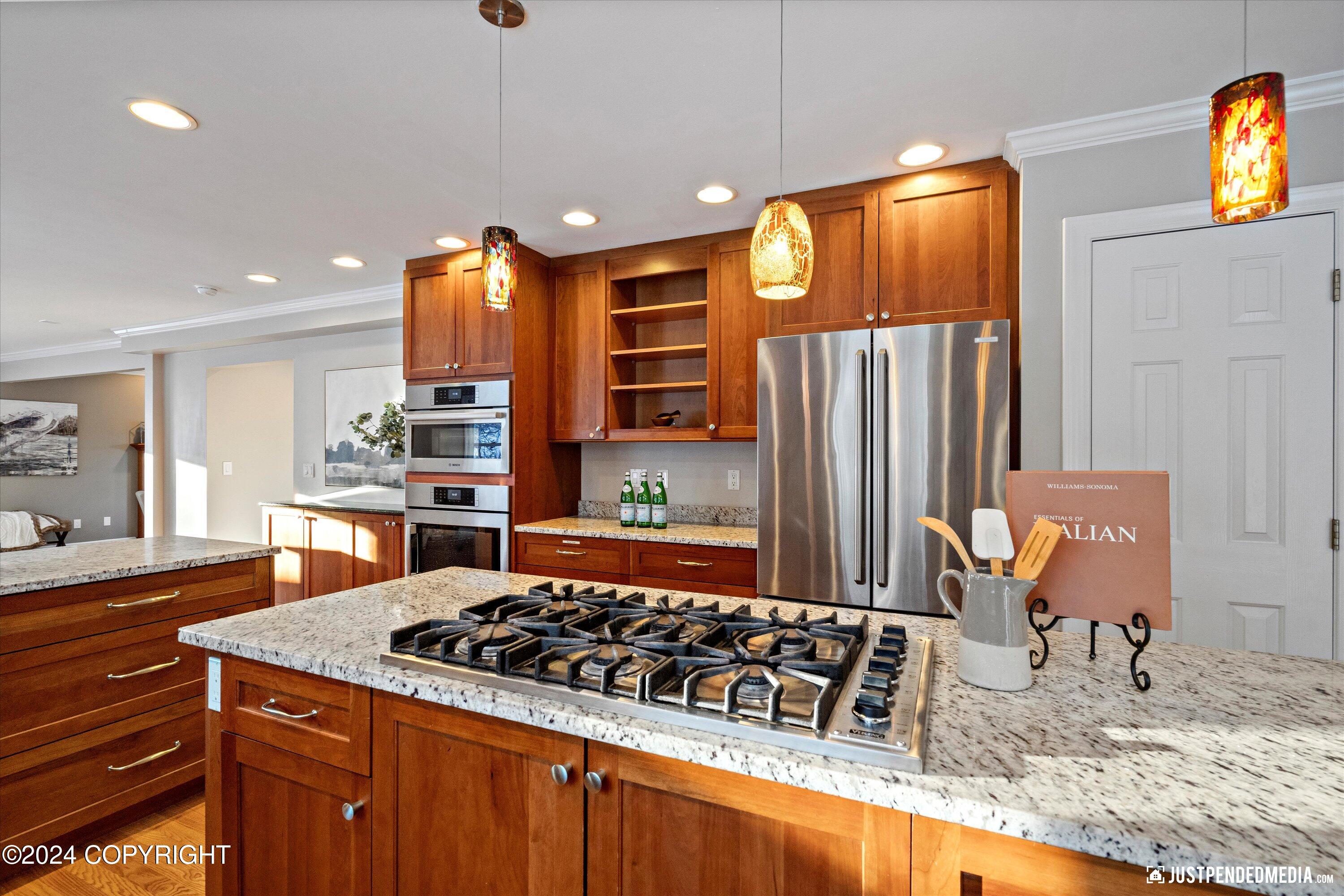 Anchorage, Alaska 99516, United States, 4 Bedrooms Bedrooms, ,3 BathroomsBathrooms,Residential,Pending,32663