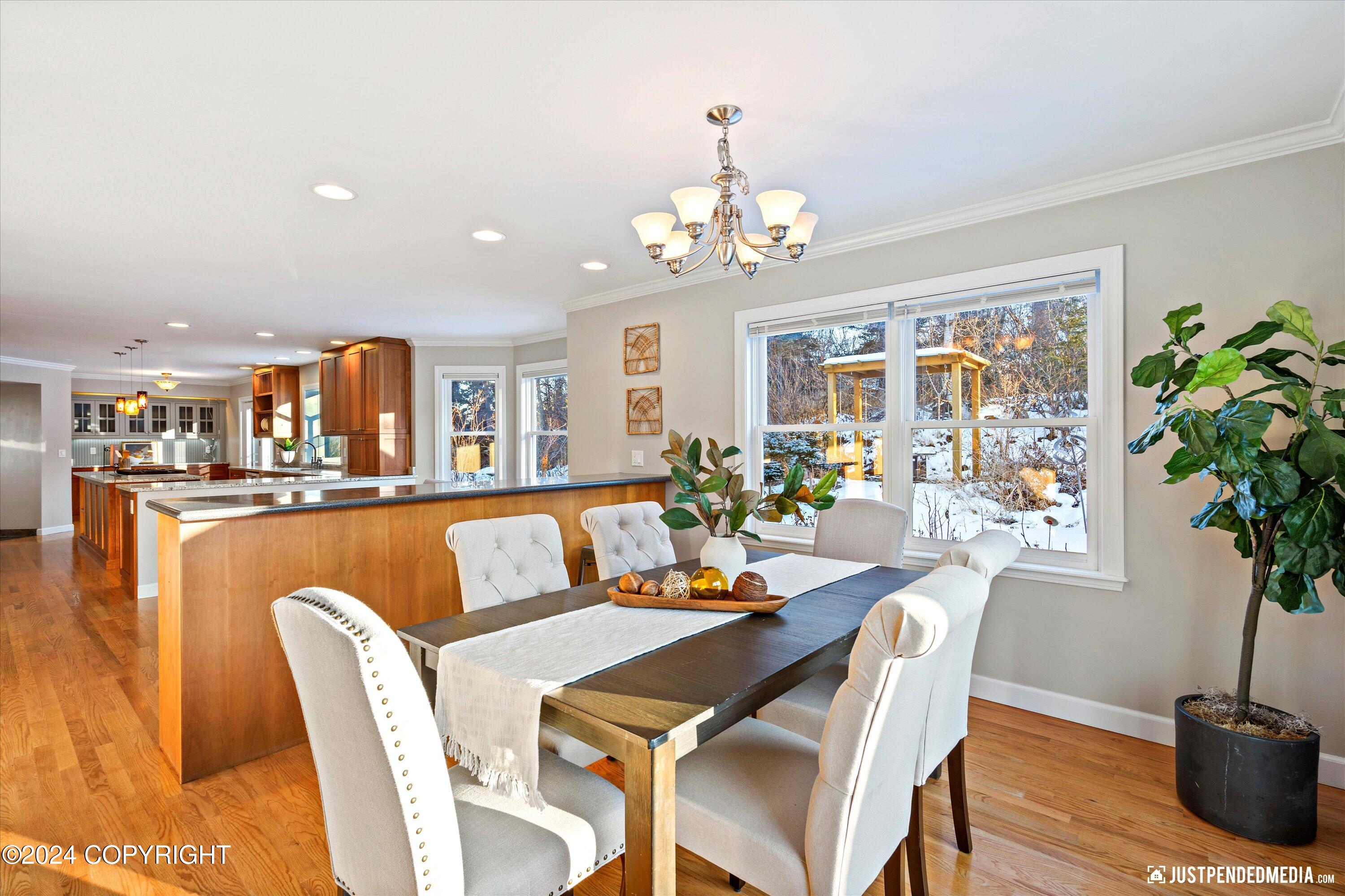 Anchorage, Alaska 99516, United States, 4 Bedrooms Bedrooms, ,3 BathroomsBathrooms,Residential,Pending,32663