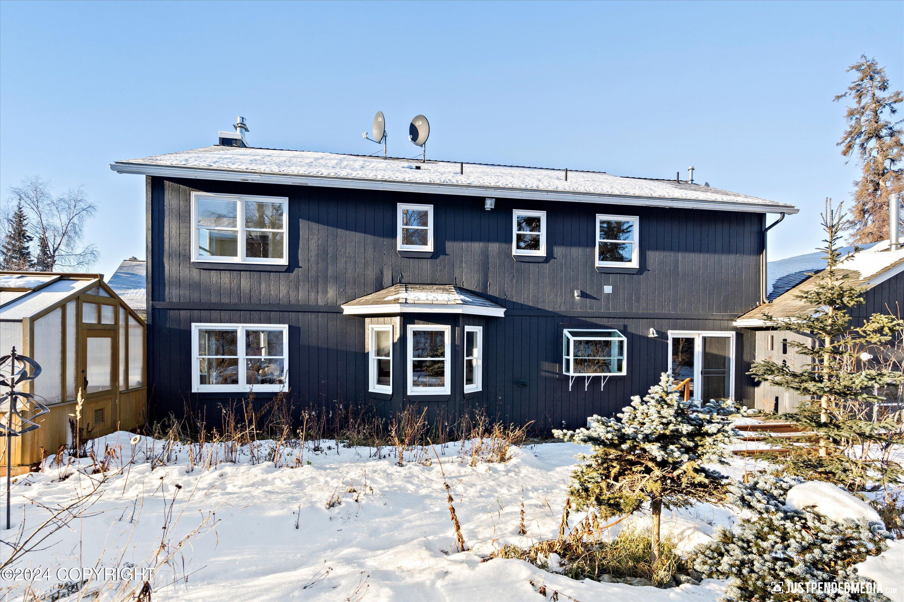 Anchorage, Alaska 99516, United States, 4 Bedrooms Bedrooms, ,3 BathroomsBathrooms,Residential,Pending,32663