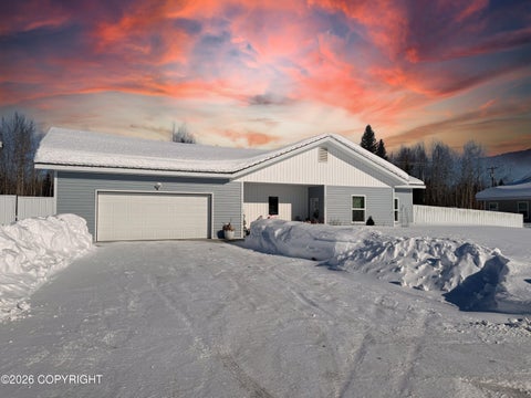 Homes For Sale - 2764 W First Avenue<br/> North Pole, AK 99705