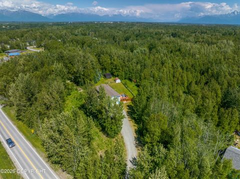 Homes For Sale - 1340 E Fairview Loop Loop<br/> Wasilla, AK 99654