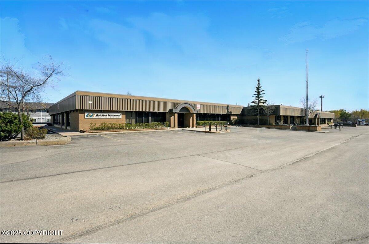 7001 Jewel Lake Road