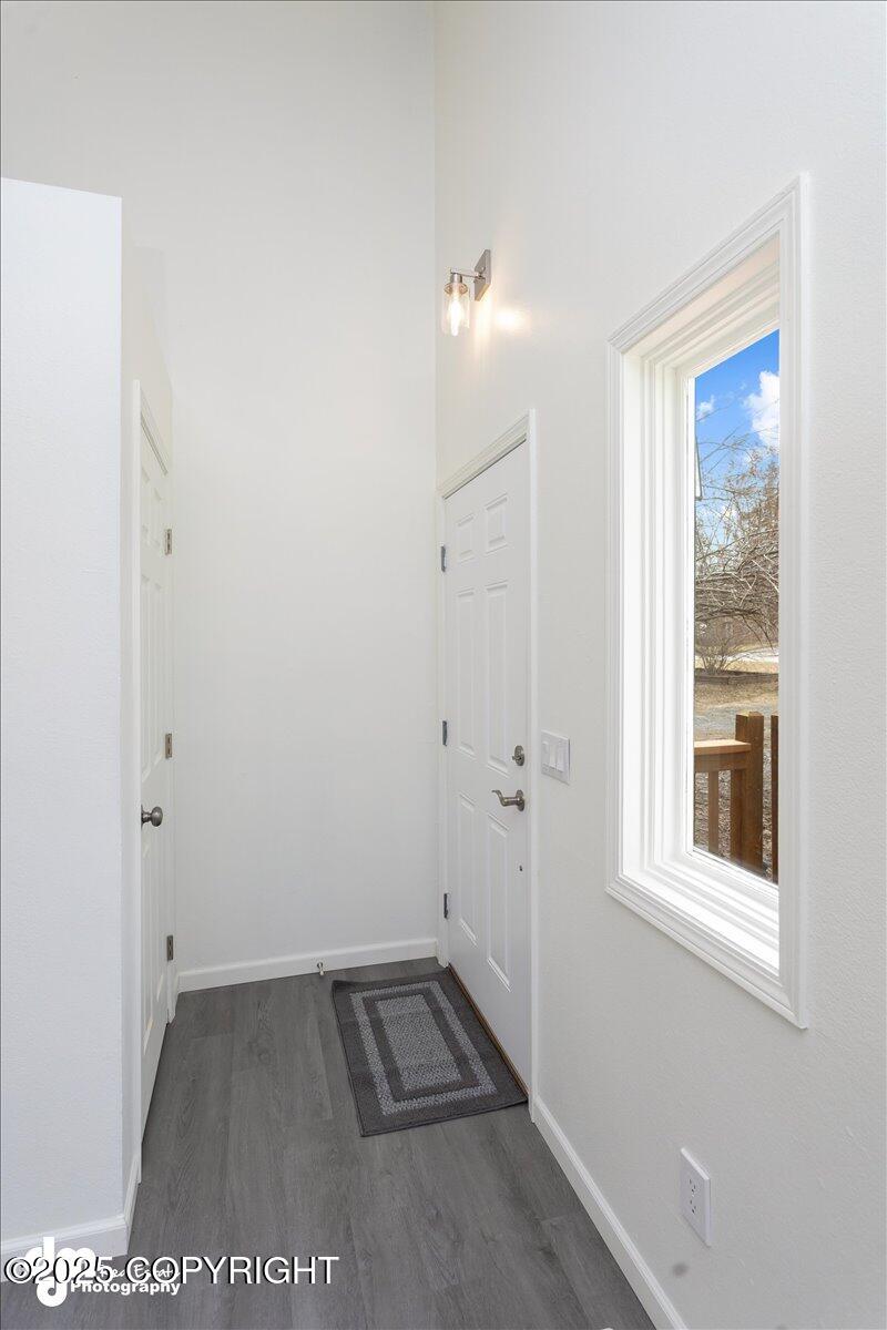 1125 N Arnold Palmers Street, Wasilla, Alaska image 3