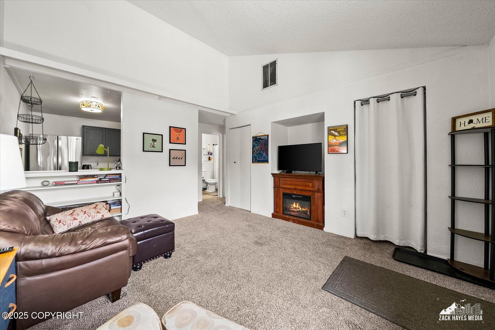 4424 Reka Drive, Anchorage, Alaska image 7