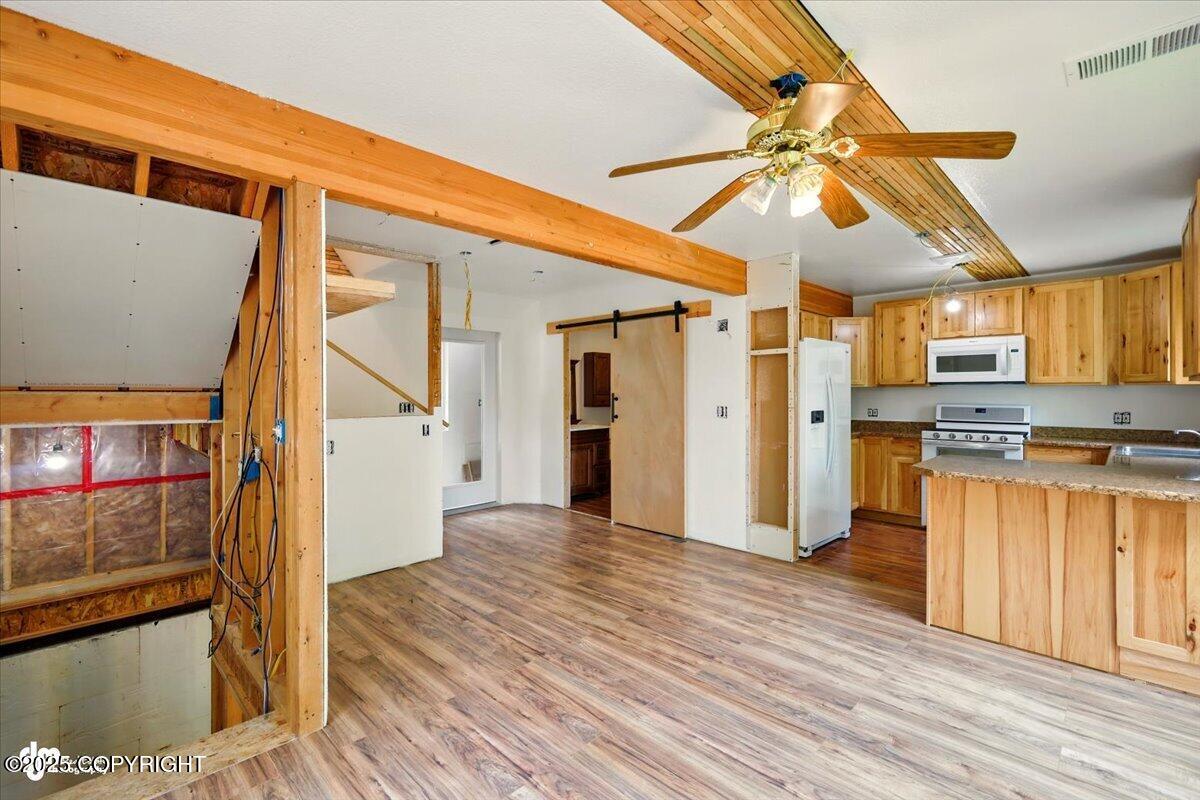 14147 N Lakeshore Drive, Willow, Alaska image 19
