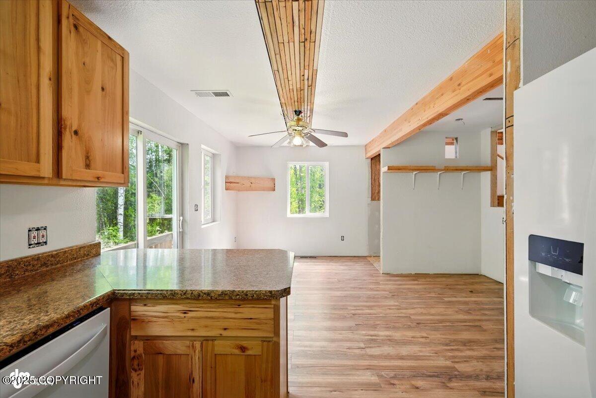 14147 N Lakeshore Drive, Willow, Alaska image 4