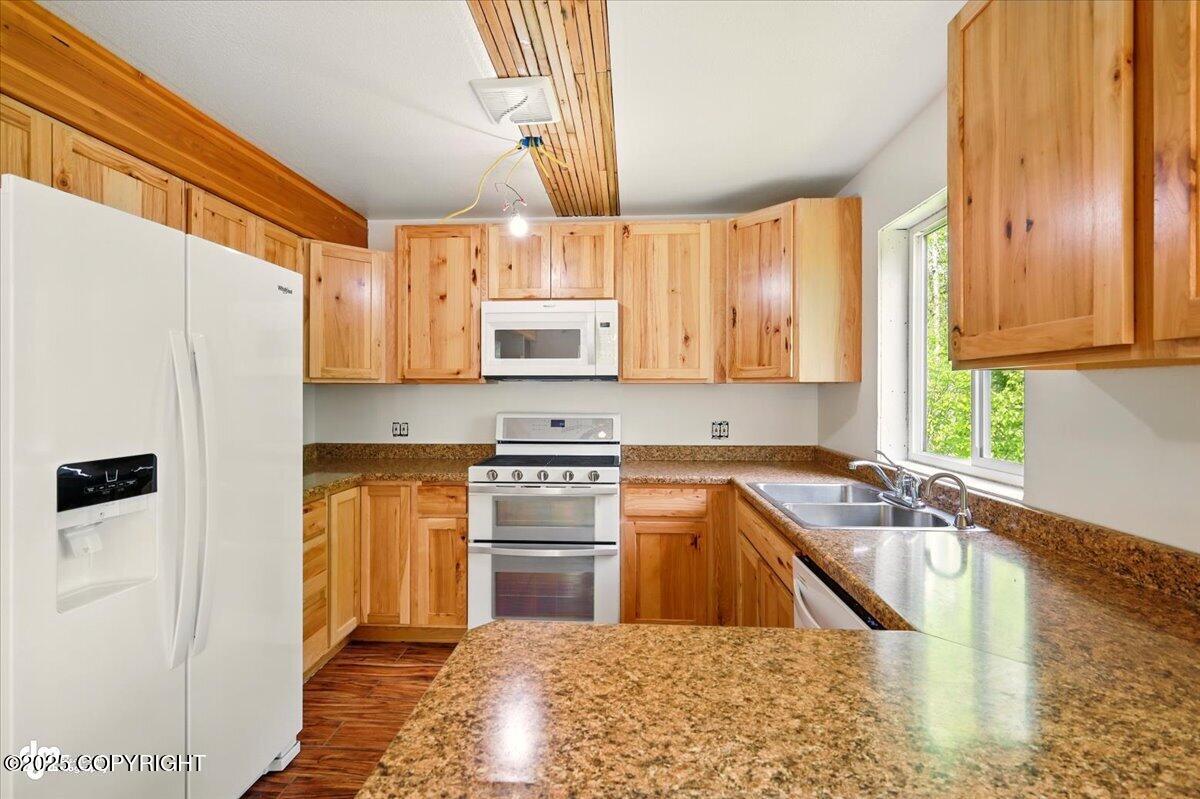 14147 N Lakeshore Drive, Willow, Alaska image 7