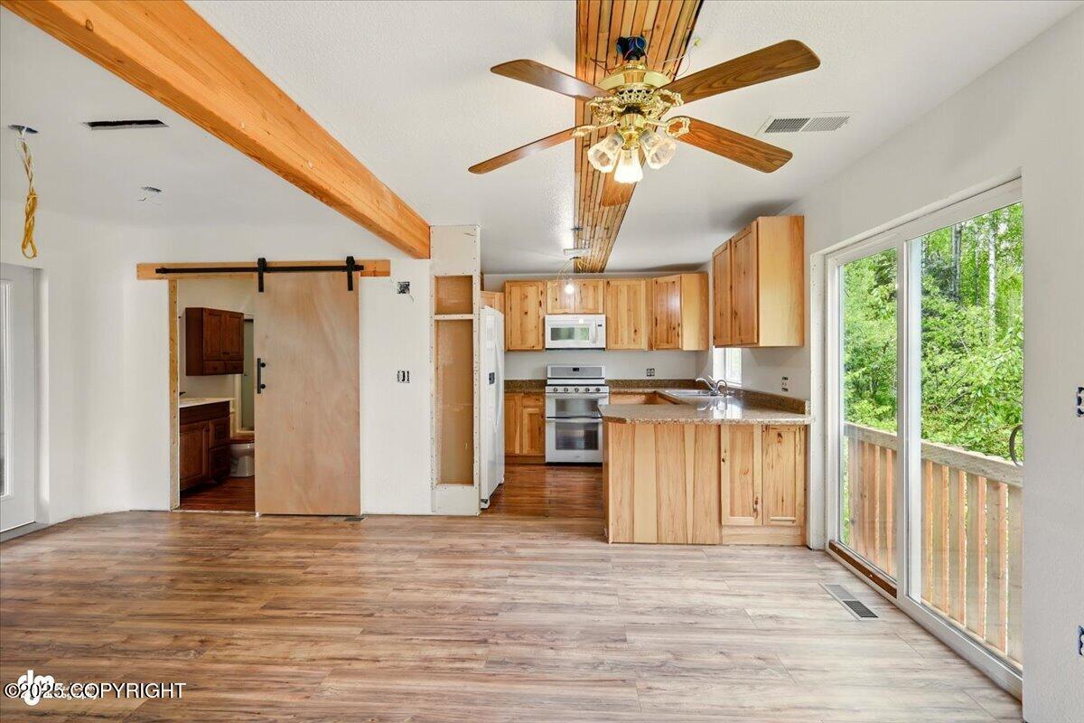 14147 N Lakeshore Drive, Willow, Alaska image 8