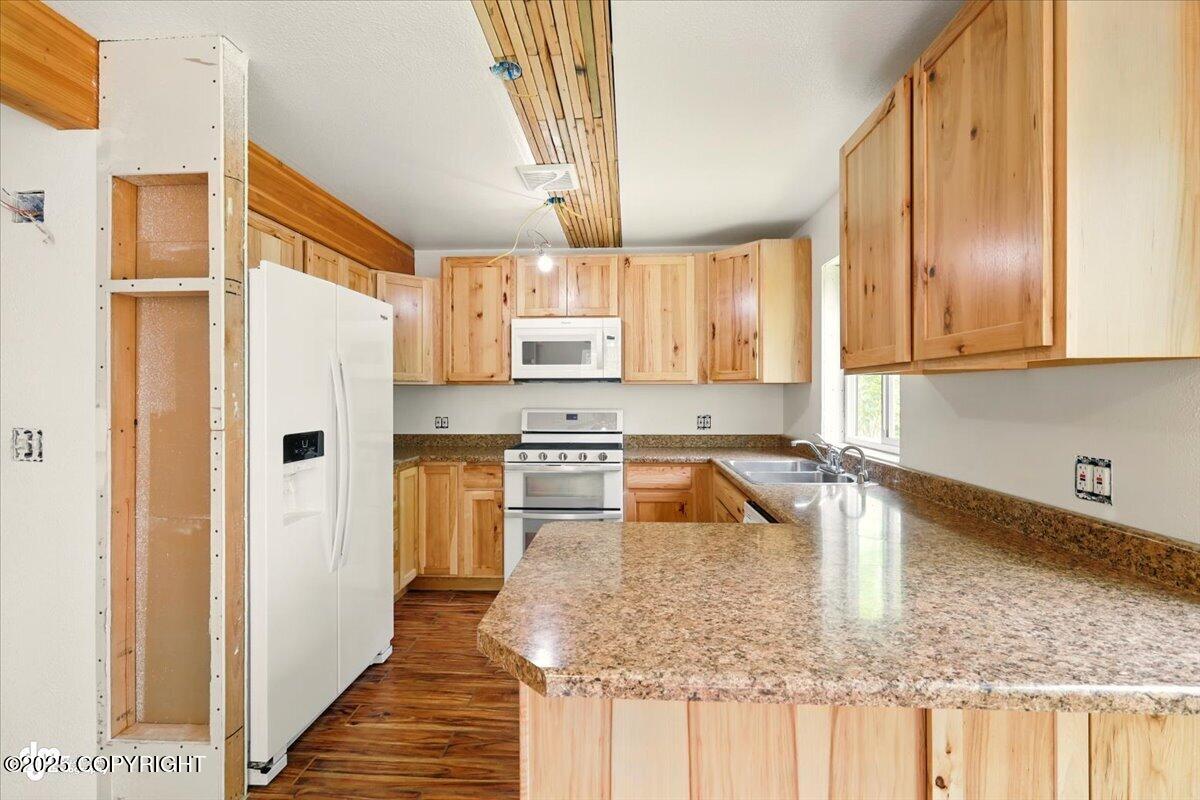 14147 N Lakeshore Drive, Willow, Alaska image 9