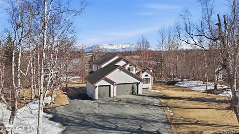 Photo of 3931 E Cottonwood Way, Wasilla, AK 99654 (MLS # 26-4029)