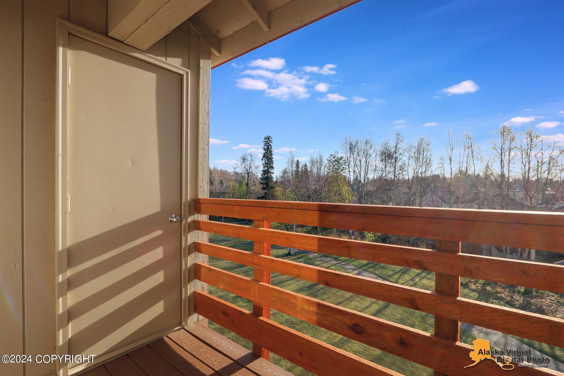 Anchorage, Alaska 99507, United States, 2 Bedrooms Bedrooms, ,1 BathroomBathrooms,Residential,Pending,37941