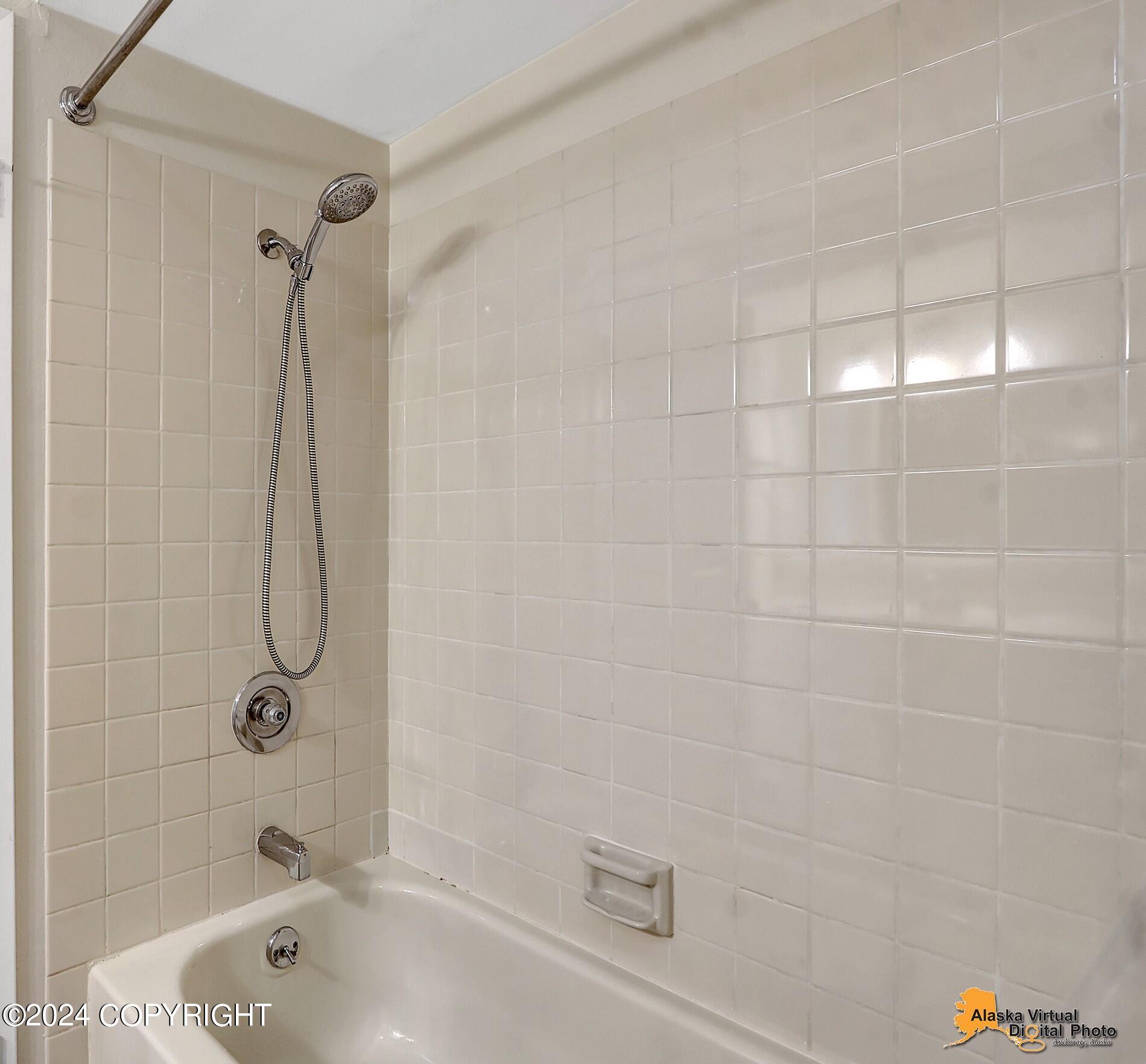 Anchorage, Alaska 99507, United States, 2 Bedrooms Bedrooms, ,1 BathroomBathrooms,Residential,Pending,37941