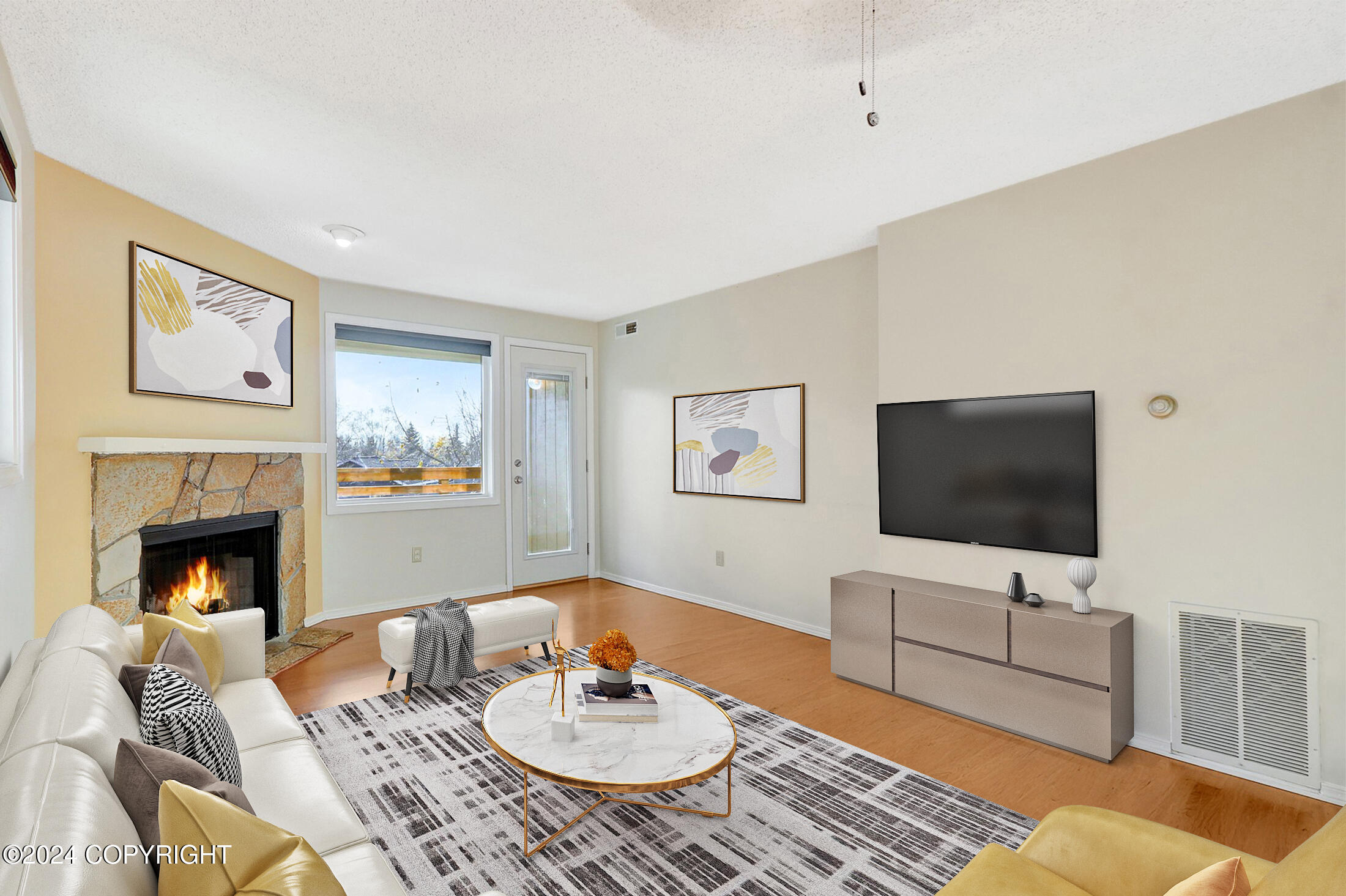 Anchorage, Alaska 99507, United States, 2 Bedrooms Bedrooms, ,1 BathroomBathrooms,Residential,Pending,37941