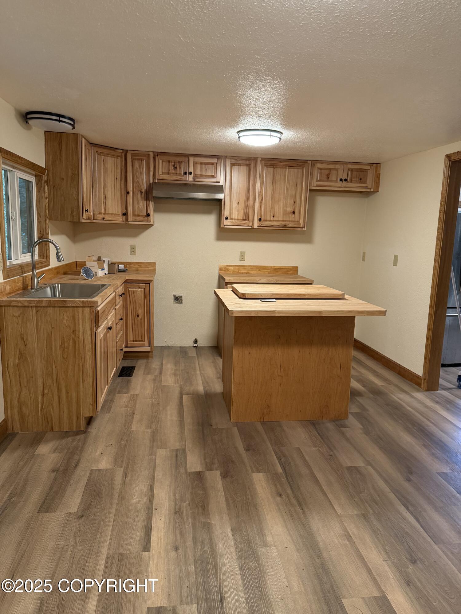 19399 Klondike Street