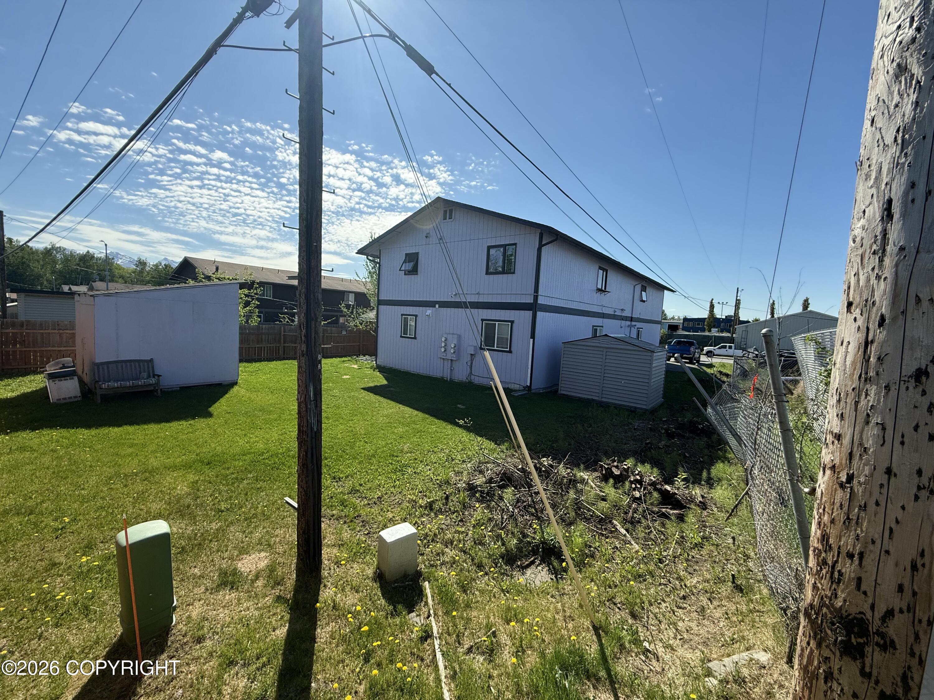 821 E 46th Court