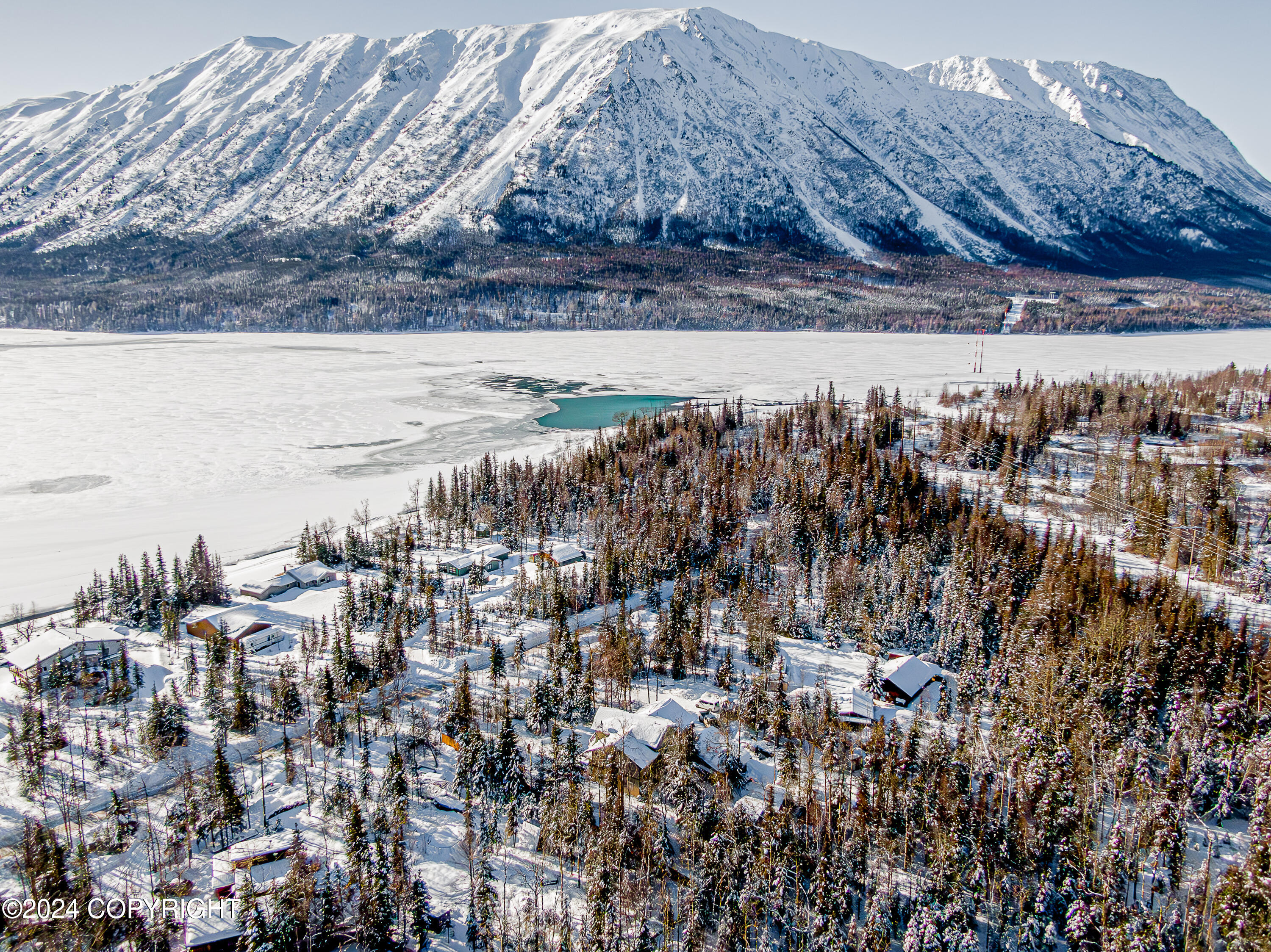 Cooper Landing, Alaska 99572, United States, 6 Bedrooms Bedrooms, ,4 BathroomsBathrooms,Residential,Active,63856