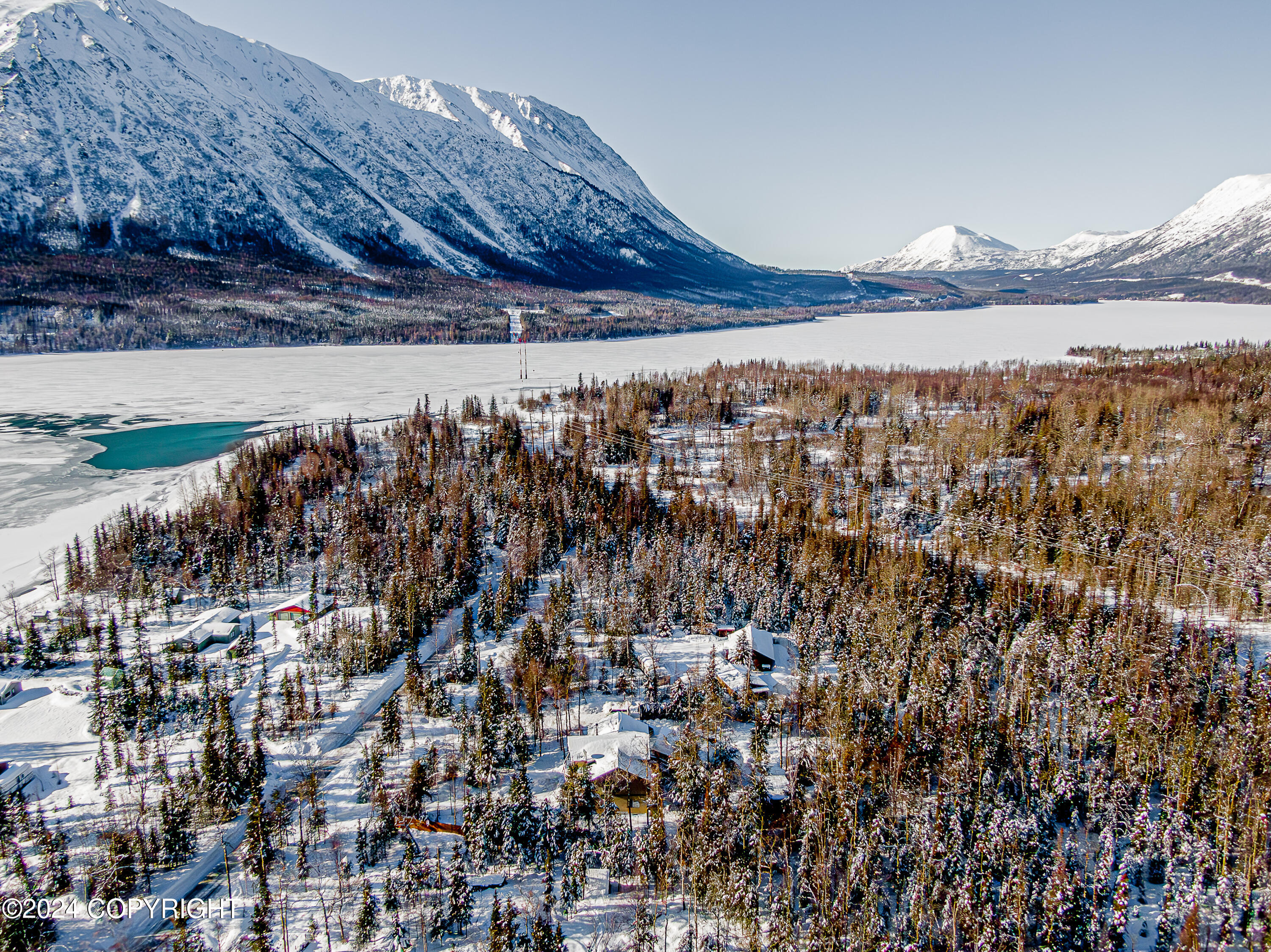 Cooper Landing, Alaska 99572, United States, 6 Bedrooms Bedrooms, ,4 BathroomsBathrooms,Residential,Active,63856