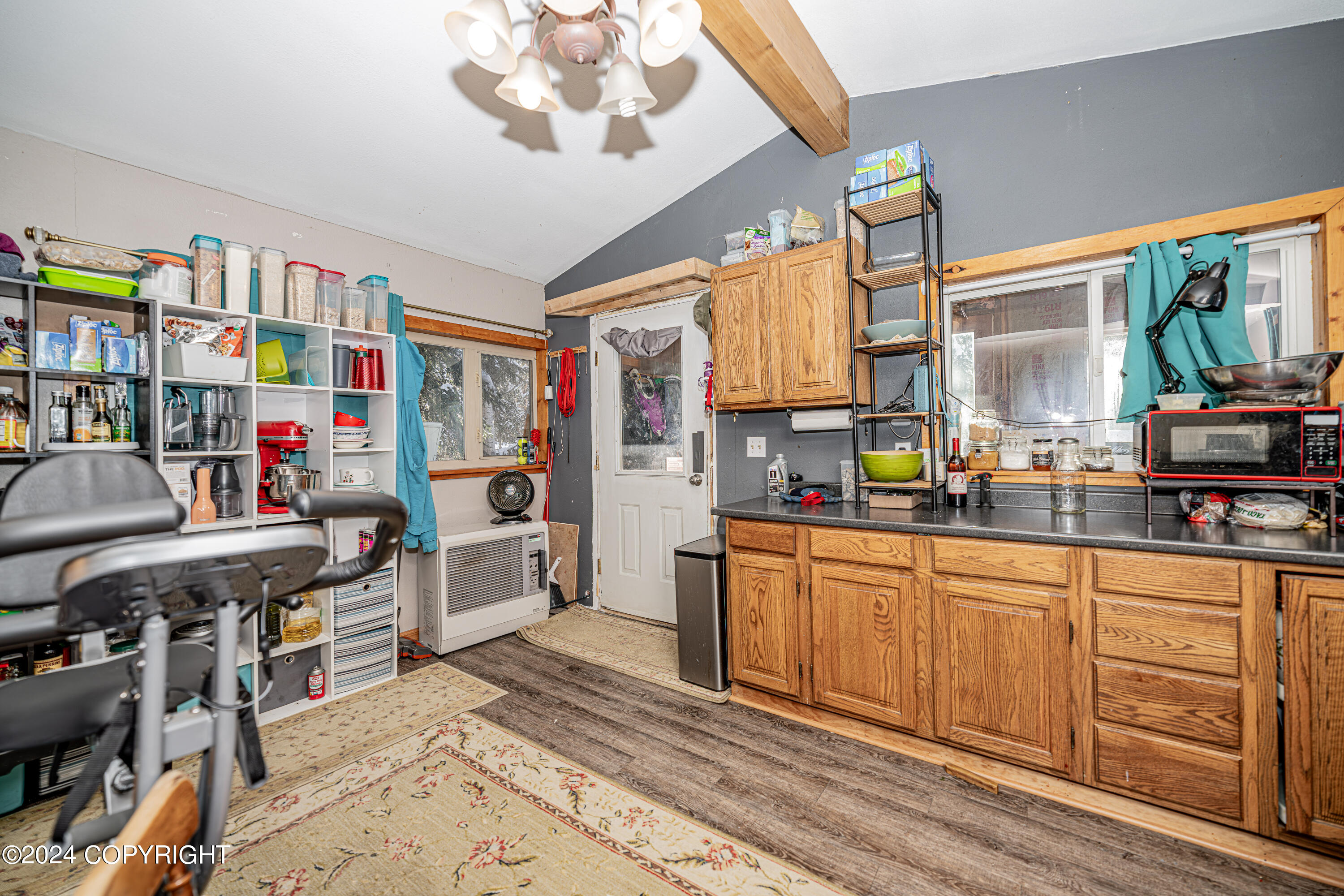 Cooper Landing, Alaska 99572, United States, 6 Bedrooms Bedrooms, ,4 BathroomsBathrooms,Residential,Active,63856