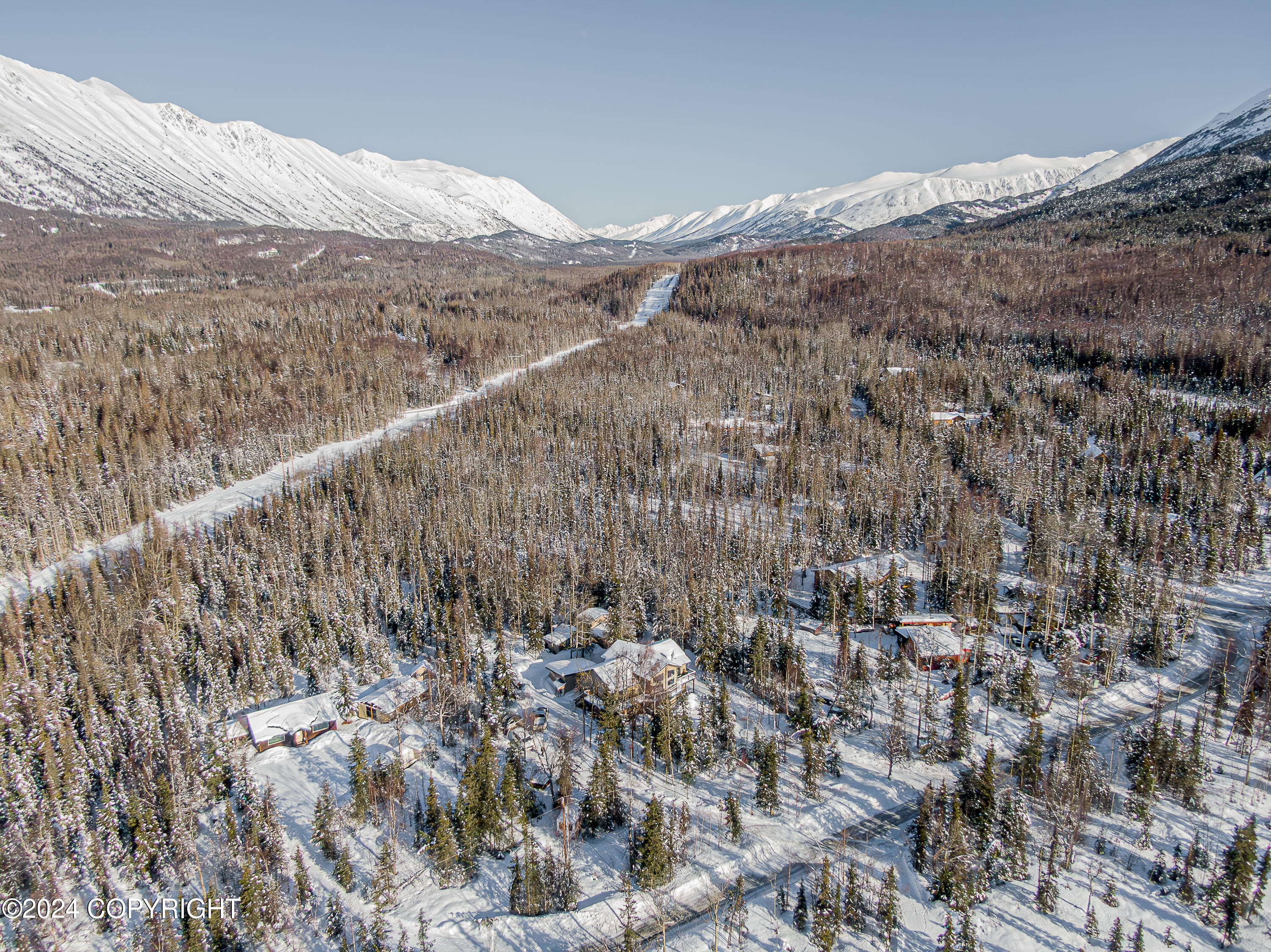 Cooper Landing, Alaska 99572, United States, 6 Bedrooms Bedrooms, ,4 BathroomsBathrooms,Residential,Active,63856