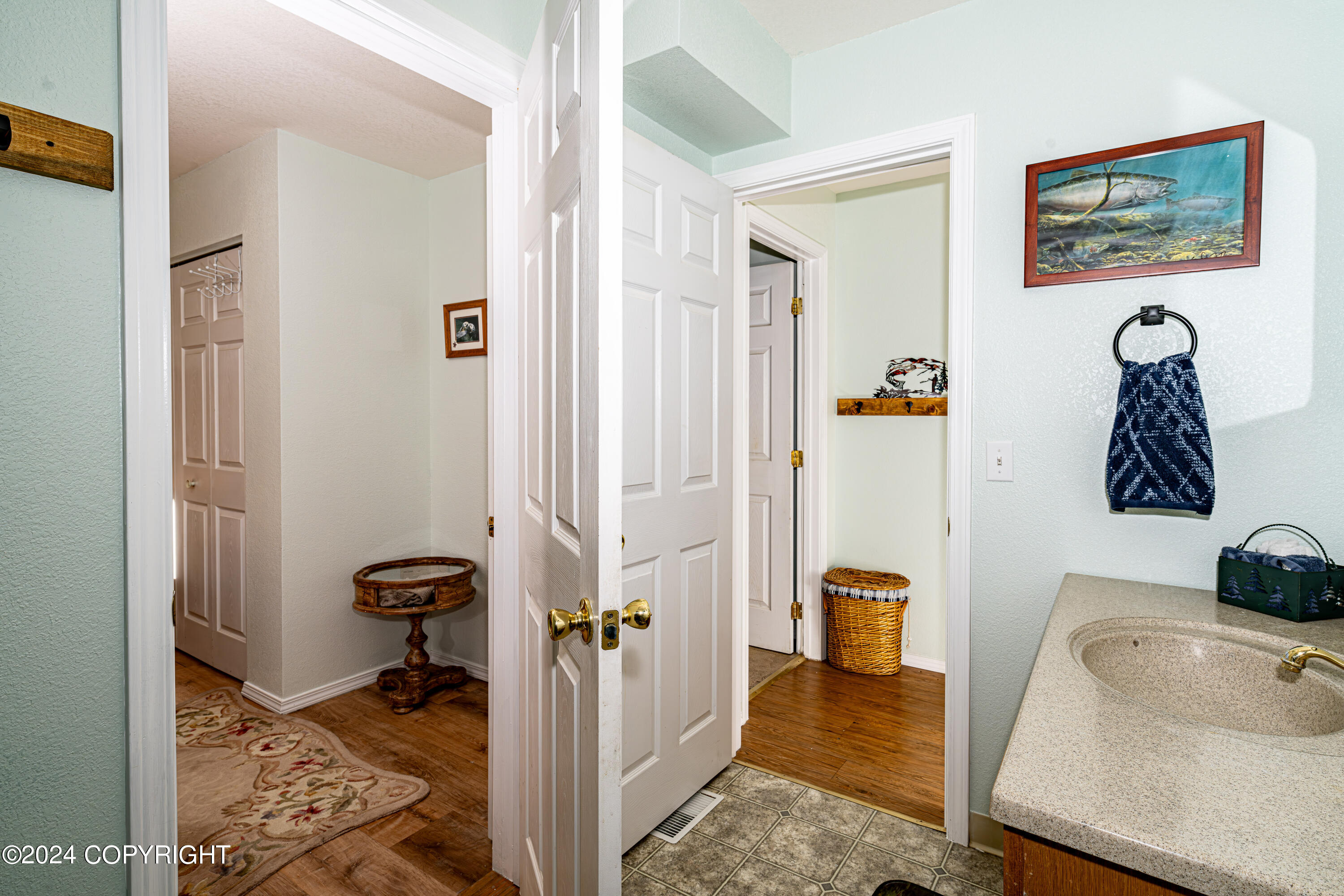 Cooper Landing, Alaska 99572, United States, 6 Bedrooms Bedrooms, ,4 BathroomsBathrooms,Residential,Active,63856