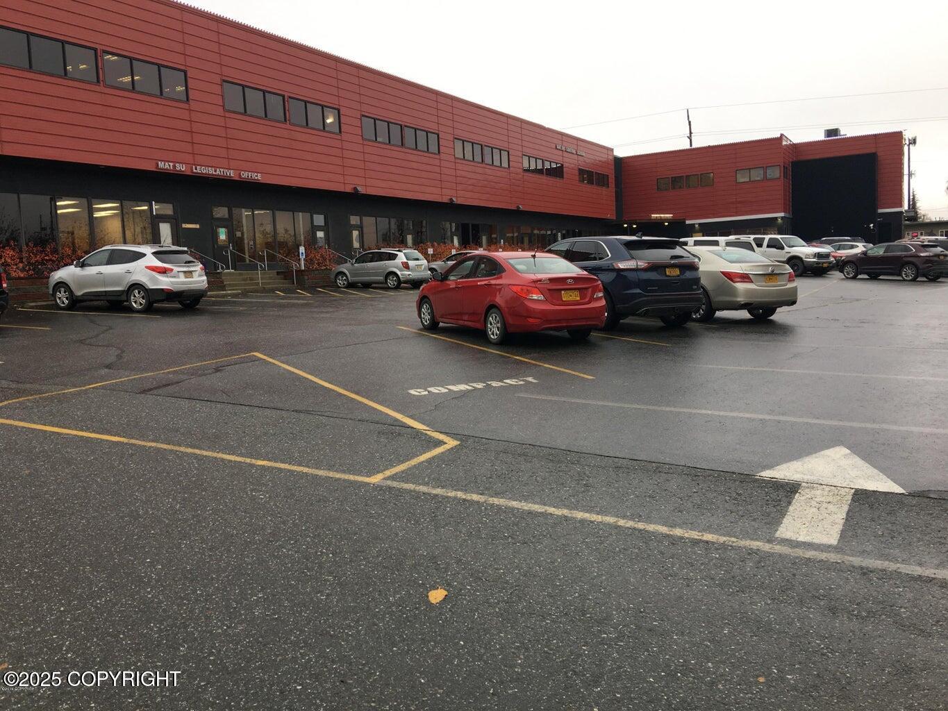 600 E Railroad Avenue 102 & 200