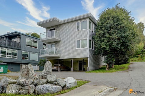Homes For Rent - 1231 W 7th Avenue #2<br/> Anchorage, AK 99501
