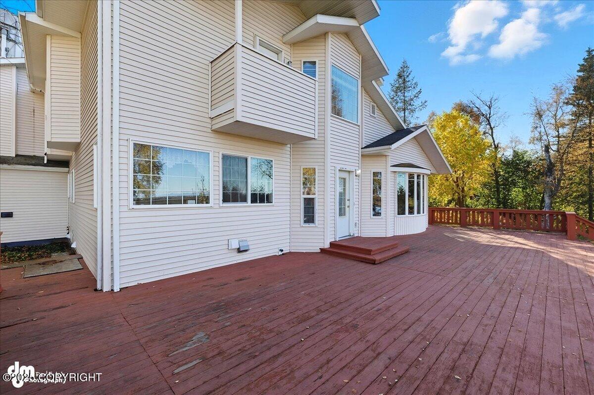 47300 Winridge Avenue