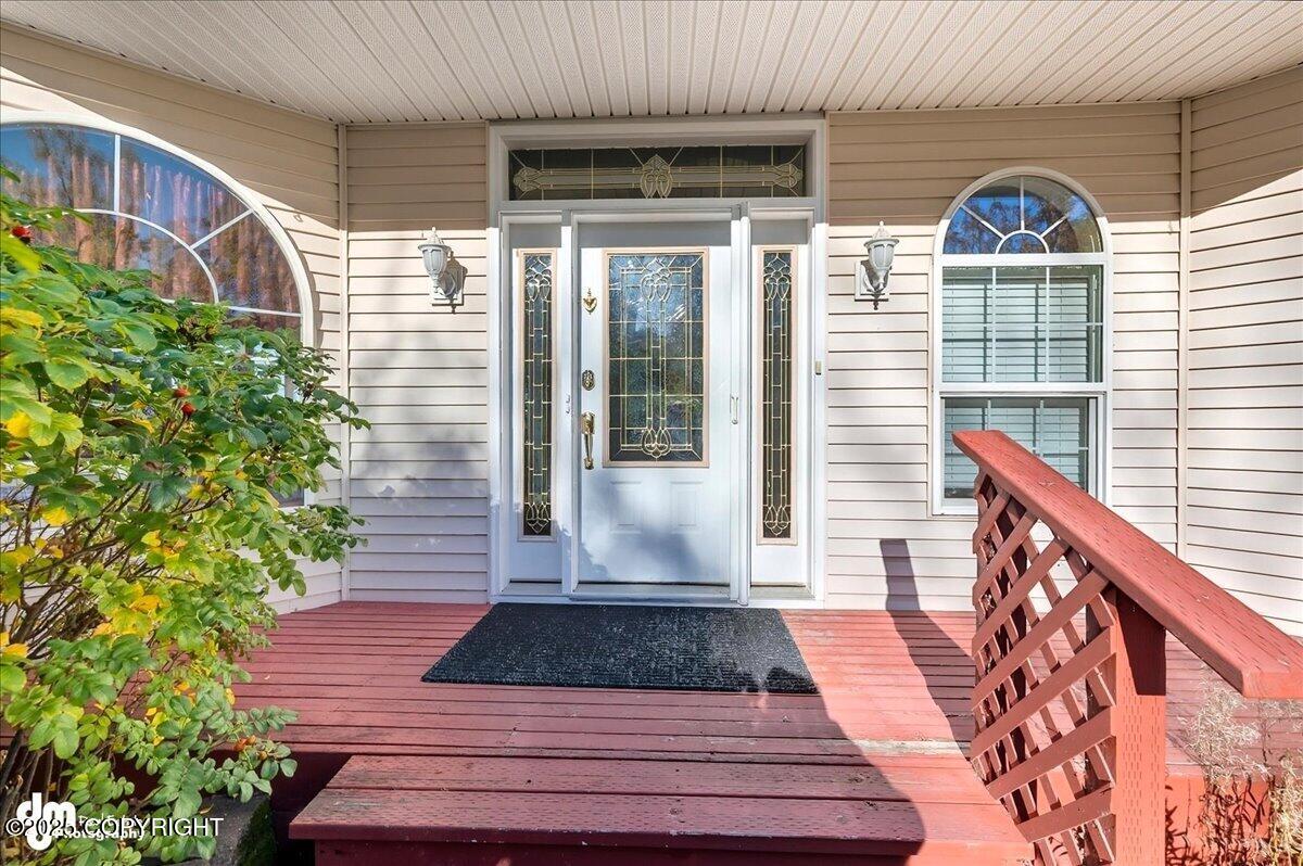 47300 Winridge Avenue