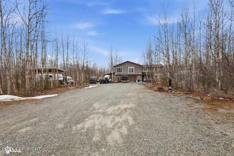 Photo of 2762 S Walnut Wood Drive, Wasilla, AK 99623 (MLS # 26-5148)