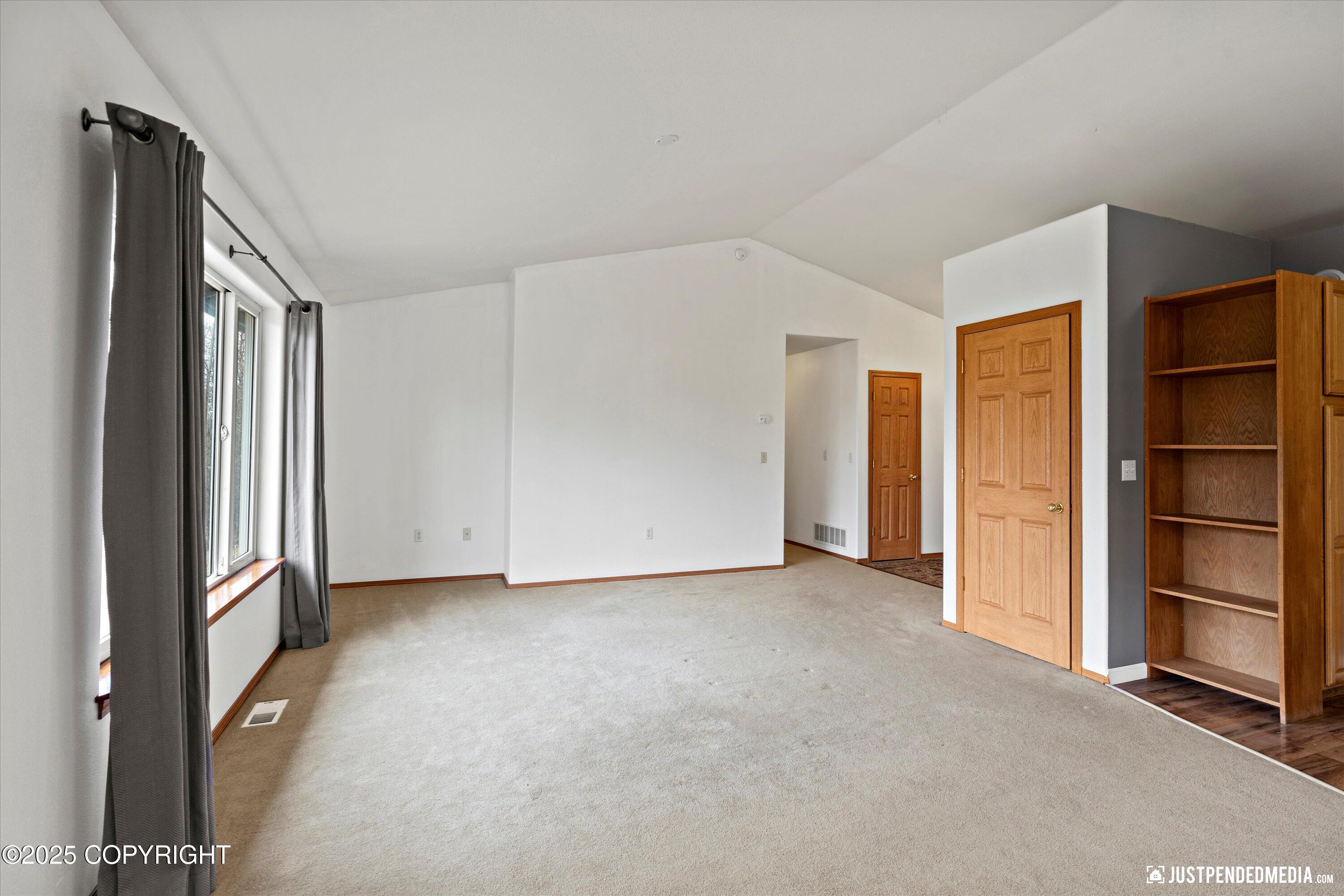 3976 N Moffit Road, Palmer, Alaska image 5