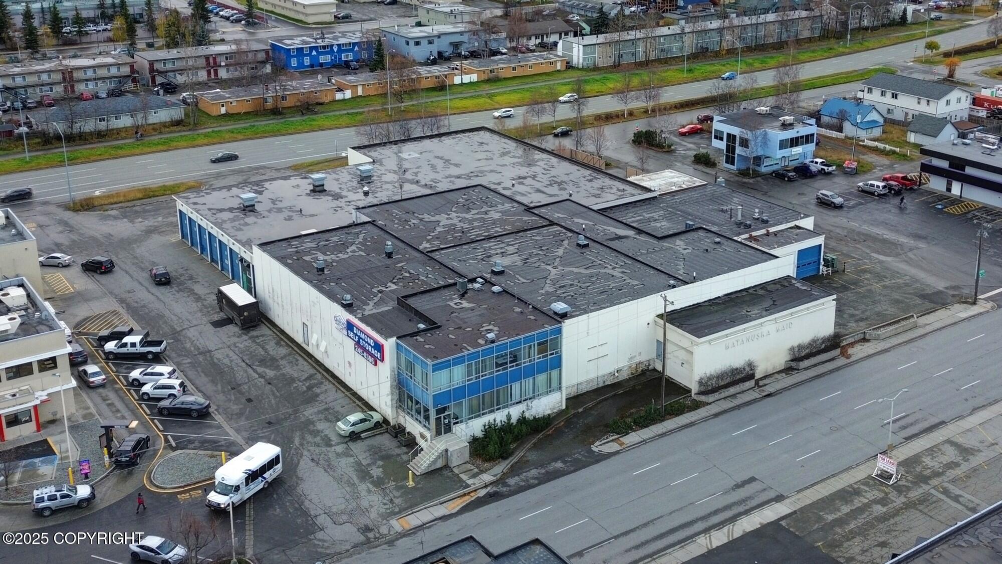 814 W Northern Lights Boulevard